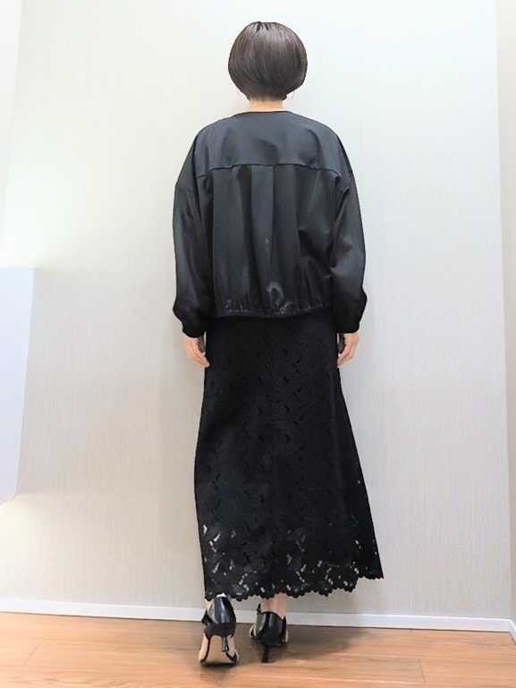ミズタさんの「UNTITLED｜トリコットシアーブラウス」を使ったコーディネート