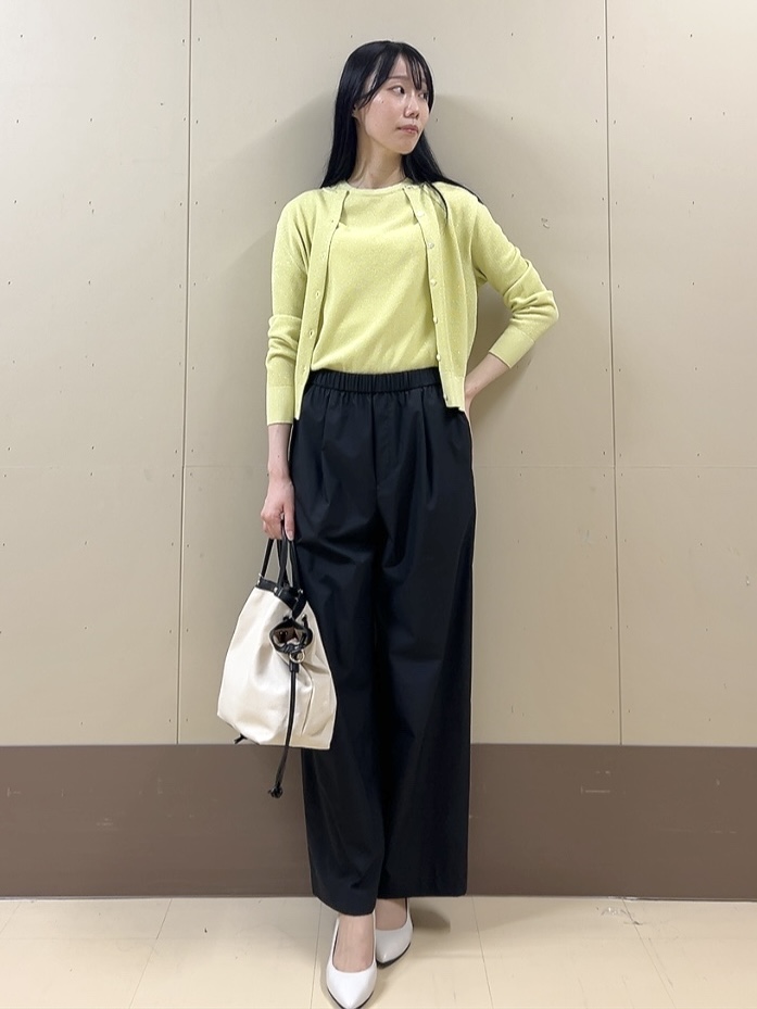 sechiさんの「UNTITLED｜【アンサンブル可】ラメ混クルーネックカーディガン」を使ったコーディネート