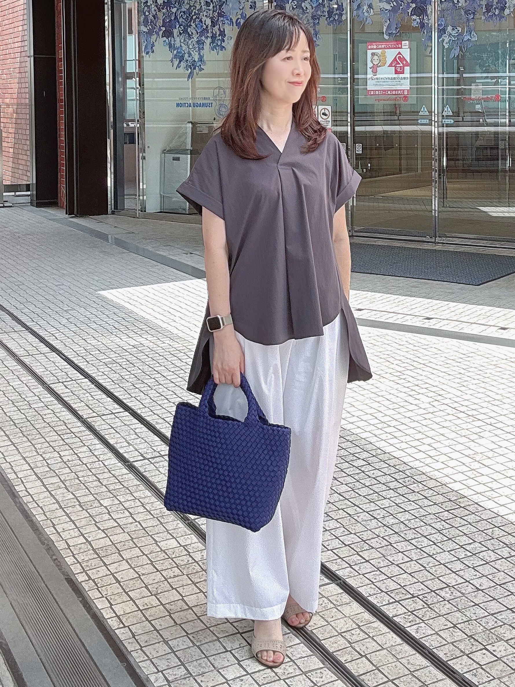 makiさんの「UNTITLED｜【多機能付き】バックプリーツデザインブラウス」を使ったコーディネート