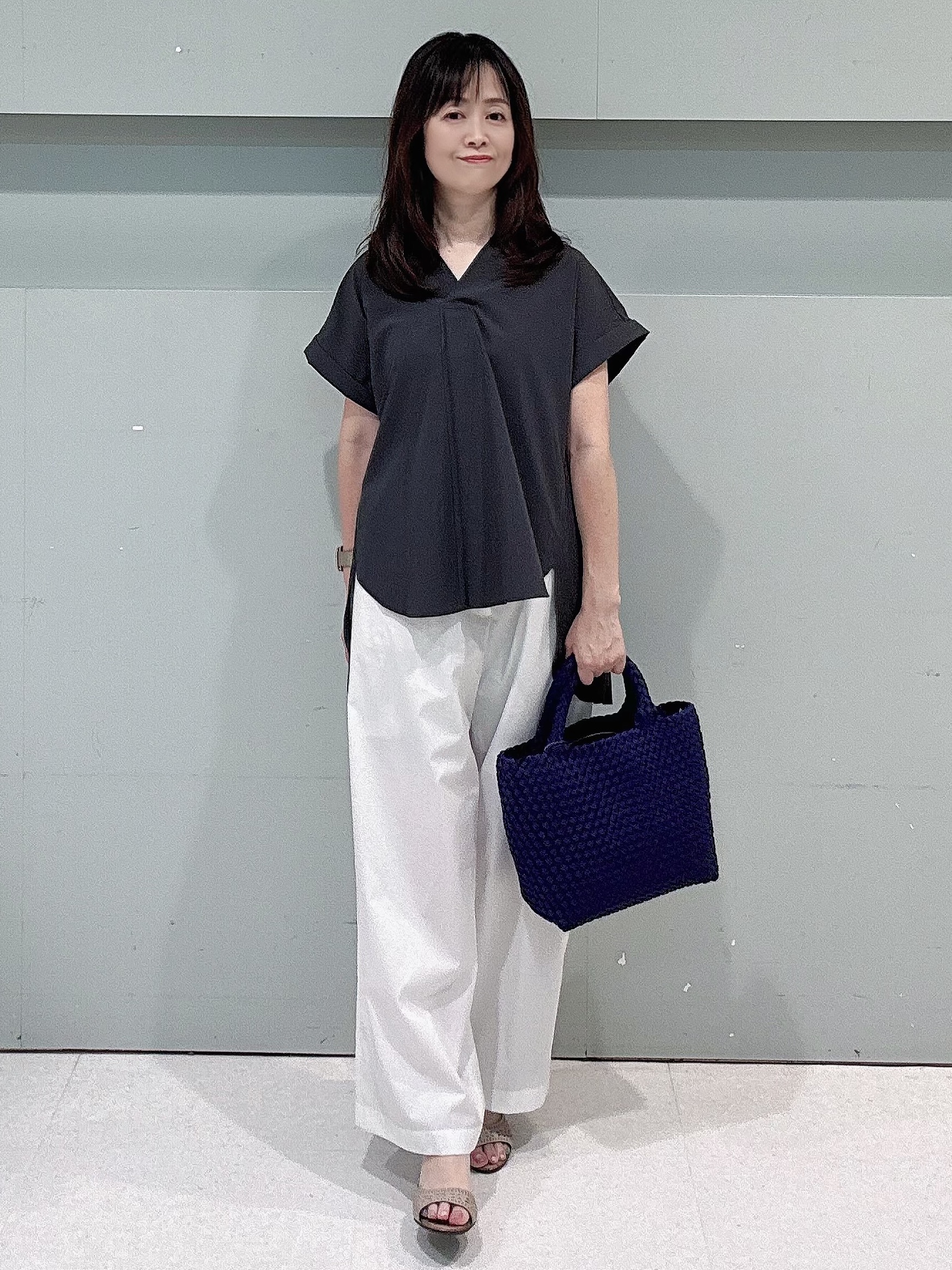 makiさんの「UNTITLED｜【多機能付き】バックプリーツデザインブラウス」を使ったコーディネート