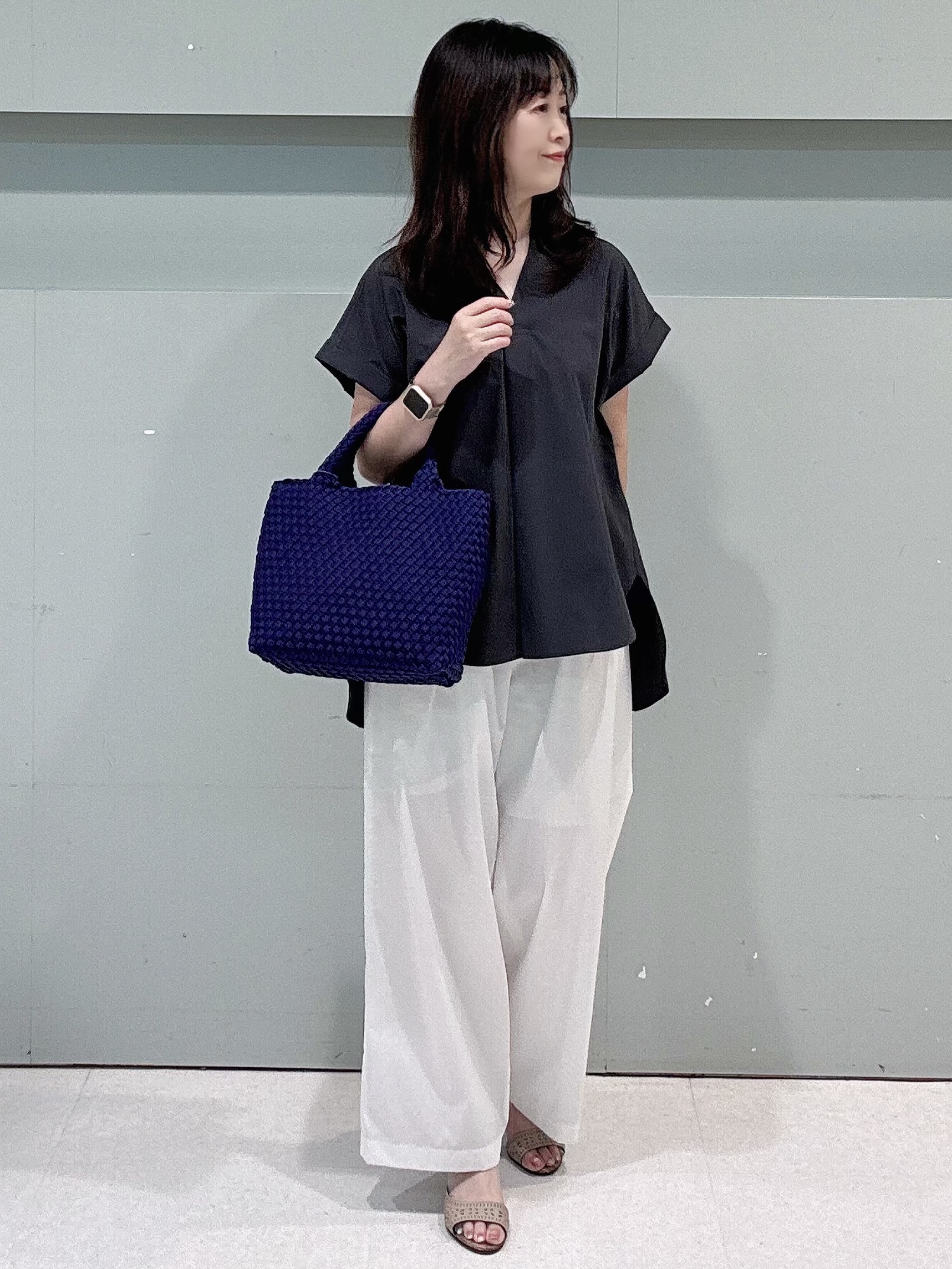 makiさんの「UNTITLED｜【多機能付き】バックプリーツデザインブラウス」を使ったコーディネート