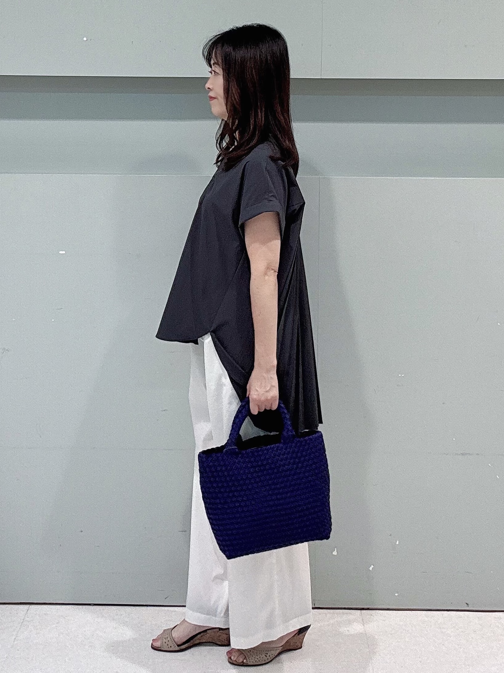 makiさんの「UNTITLED｜【多機能付き】バックプリーツデザインブラウス」を使ったコーディネート