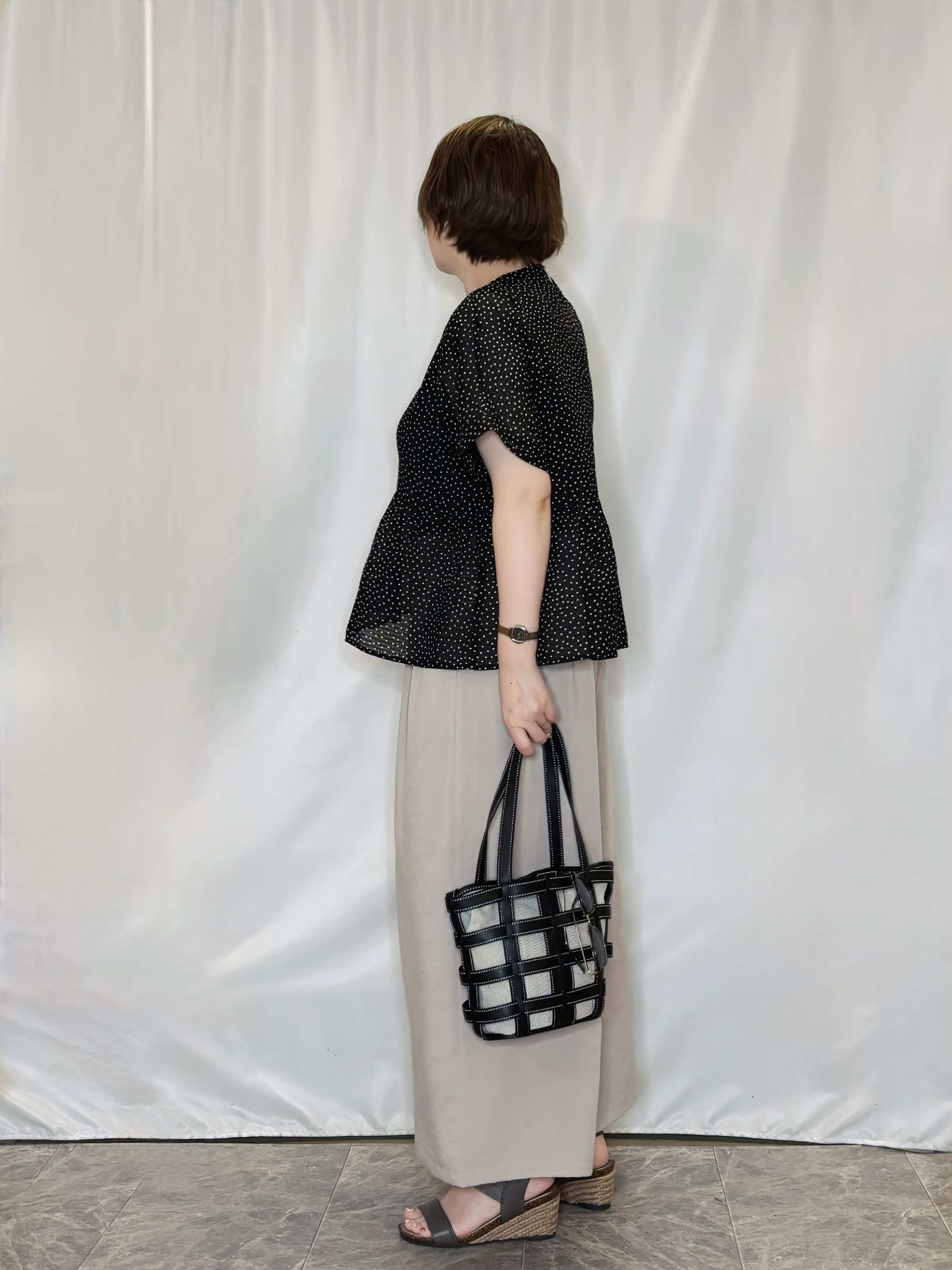 たみさんの「SHOO･LA･RUE｜2WAYシアーペプラムブラウス」を使ったコーディネート