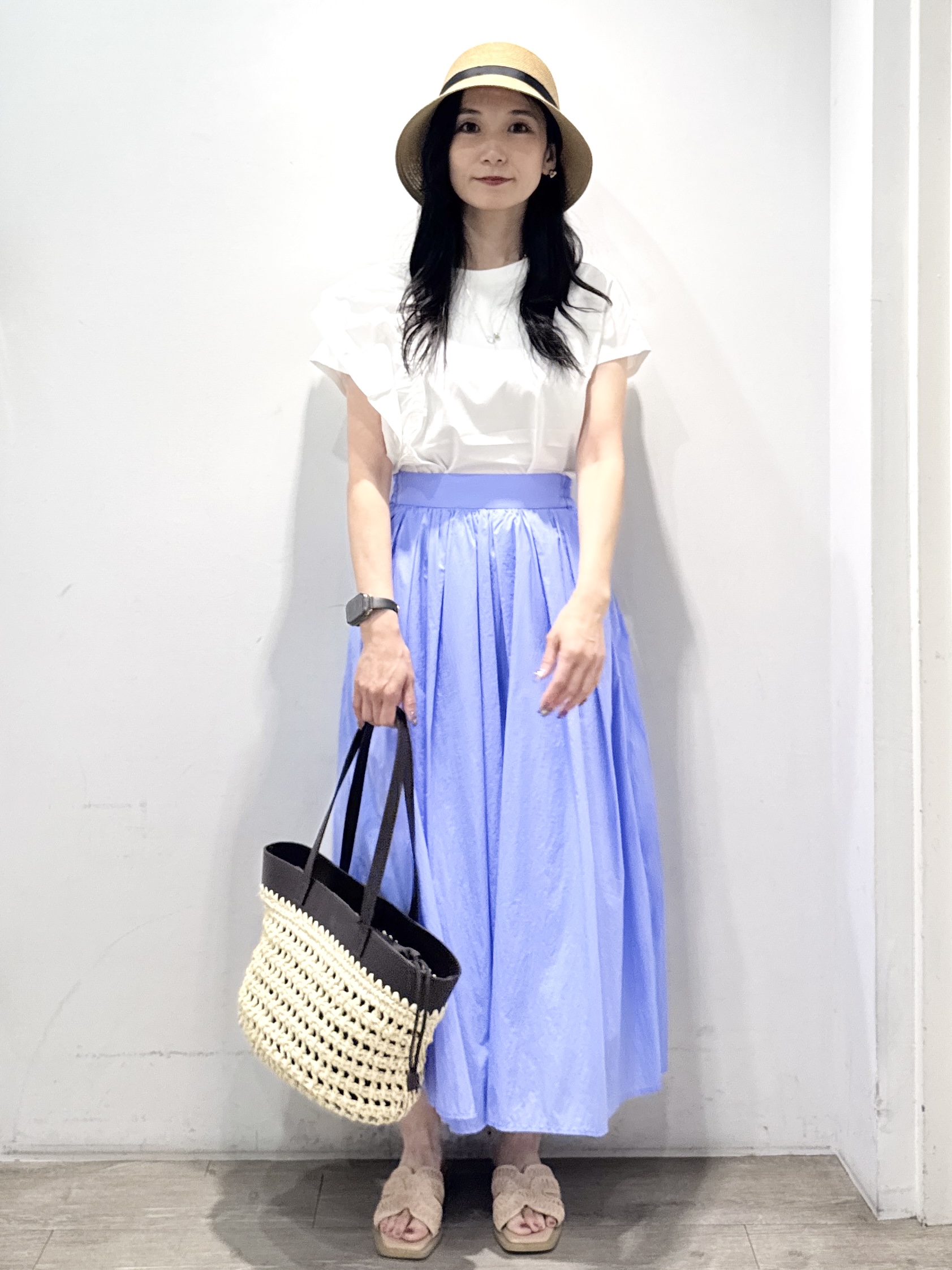 yuicciさんの「OPAQUE.CLIP｜【UVケア／接触冷感】アシメフリルドッキングカットソー《洗濯機OK》」を使ったコーディネート