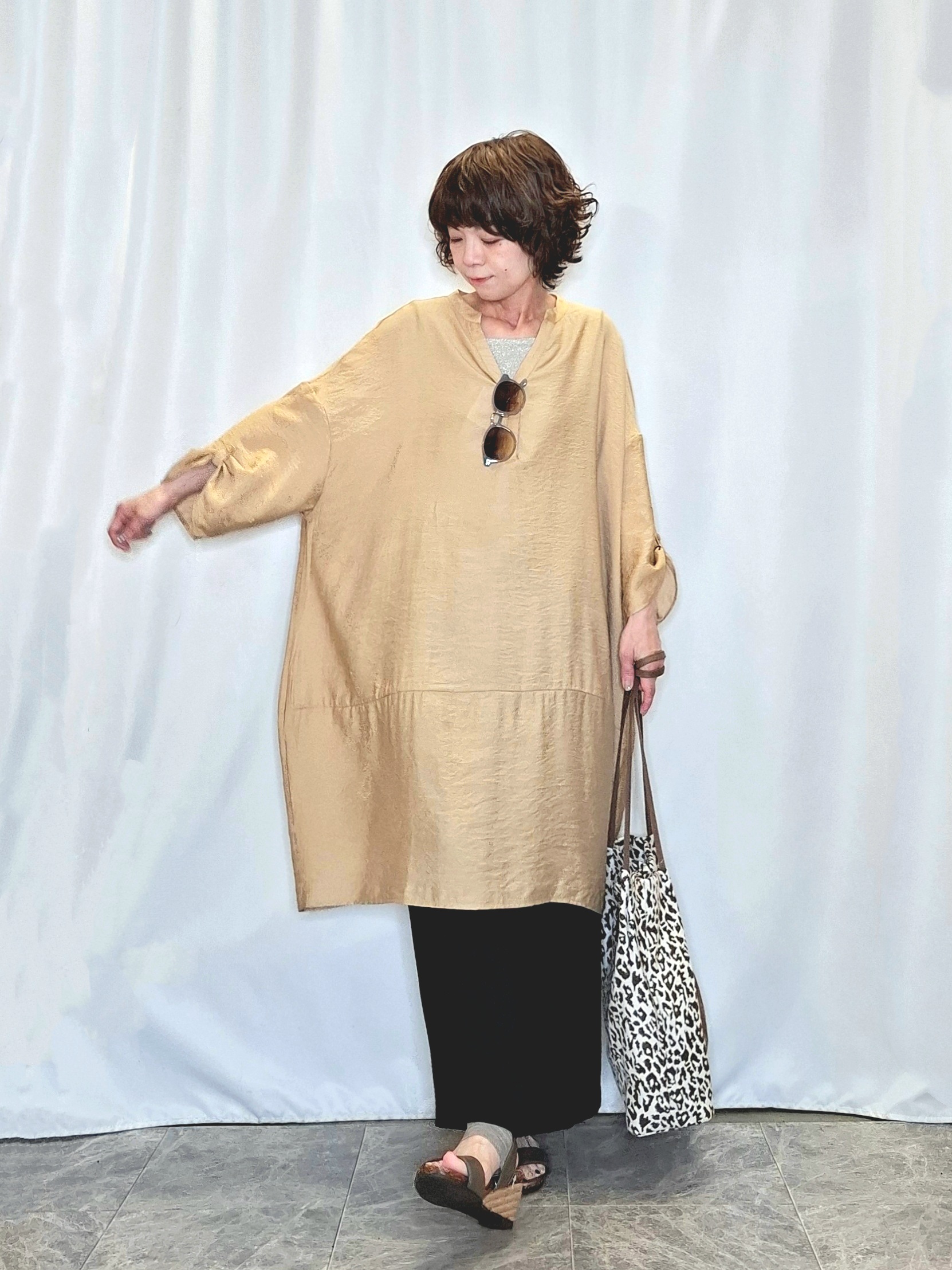 ぬーさんの「SHOO･LA･RUE｜【ひんやり/S-LL/洗濯機可】体型カバーにも ゆるっとリラックスチュニック」を使ったコーディネート