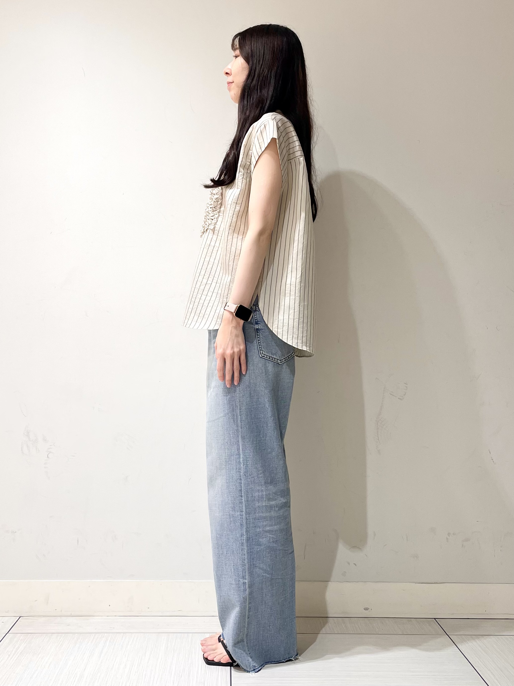 ことさんの「DRESSTERIOR｜ストライプフレンチスリーブフリルブラウス」を使ったコーディネート