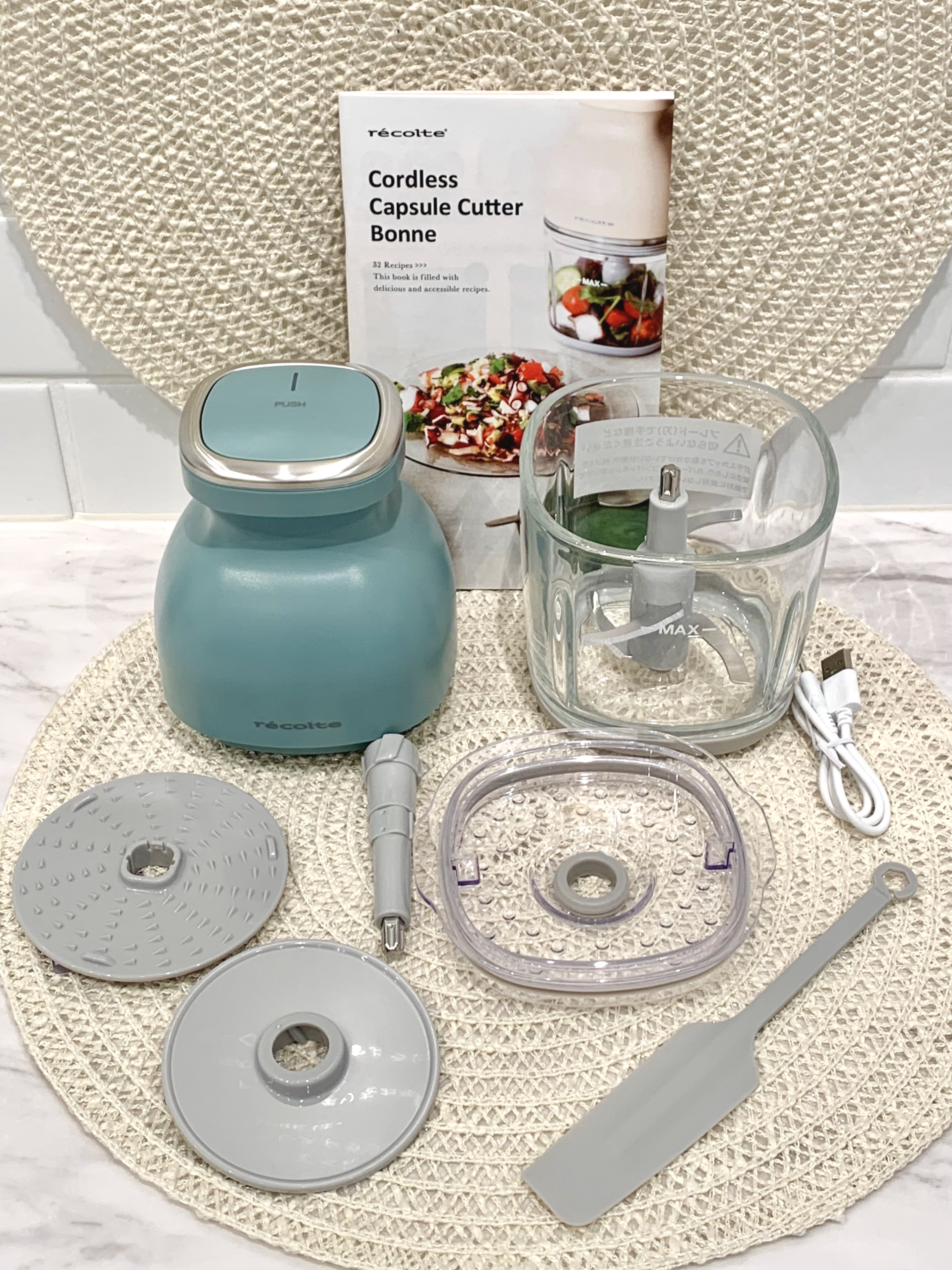 mikachoさんの「212 KITCHEN STORE｜◆コードレスカプセルカッターボンヌ　クリームホワイト ＜recolte レコルト＞」を使ったコーディネート