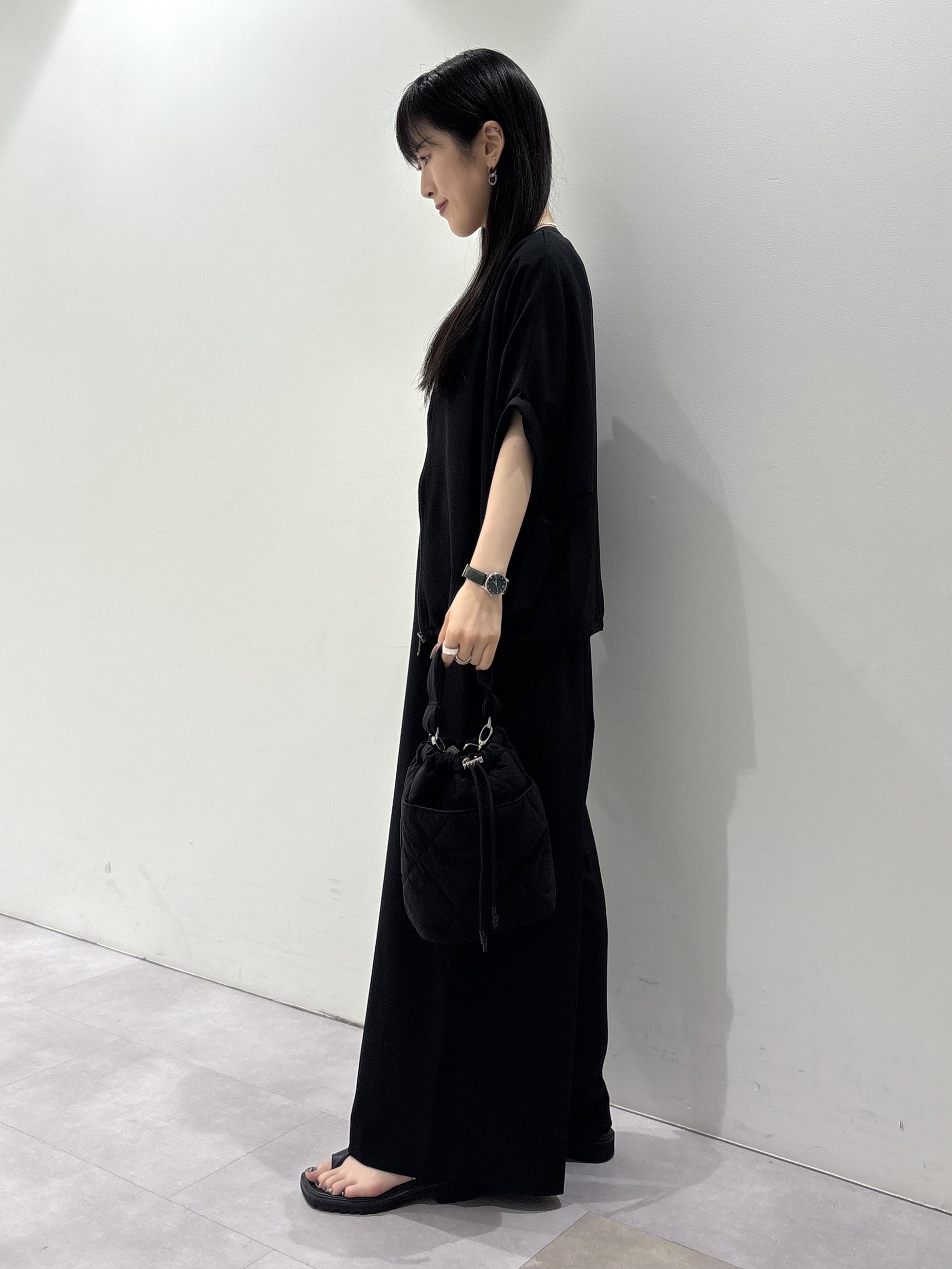 KEIKOさんの「INDIVI｜【着る日傘】ドルマンフォルムブルゾン」を使ったコーディネート