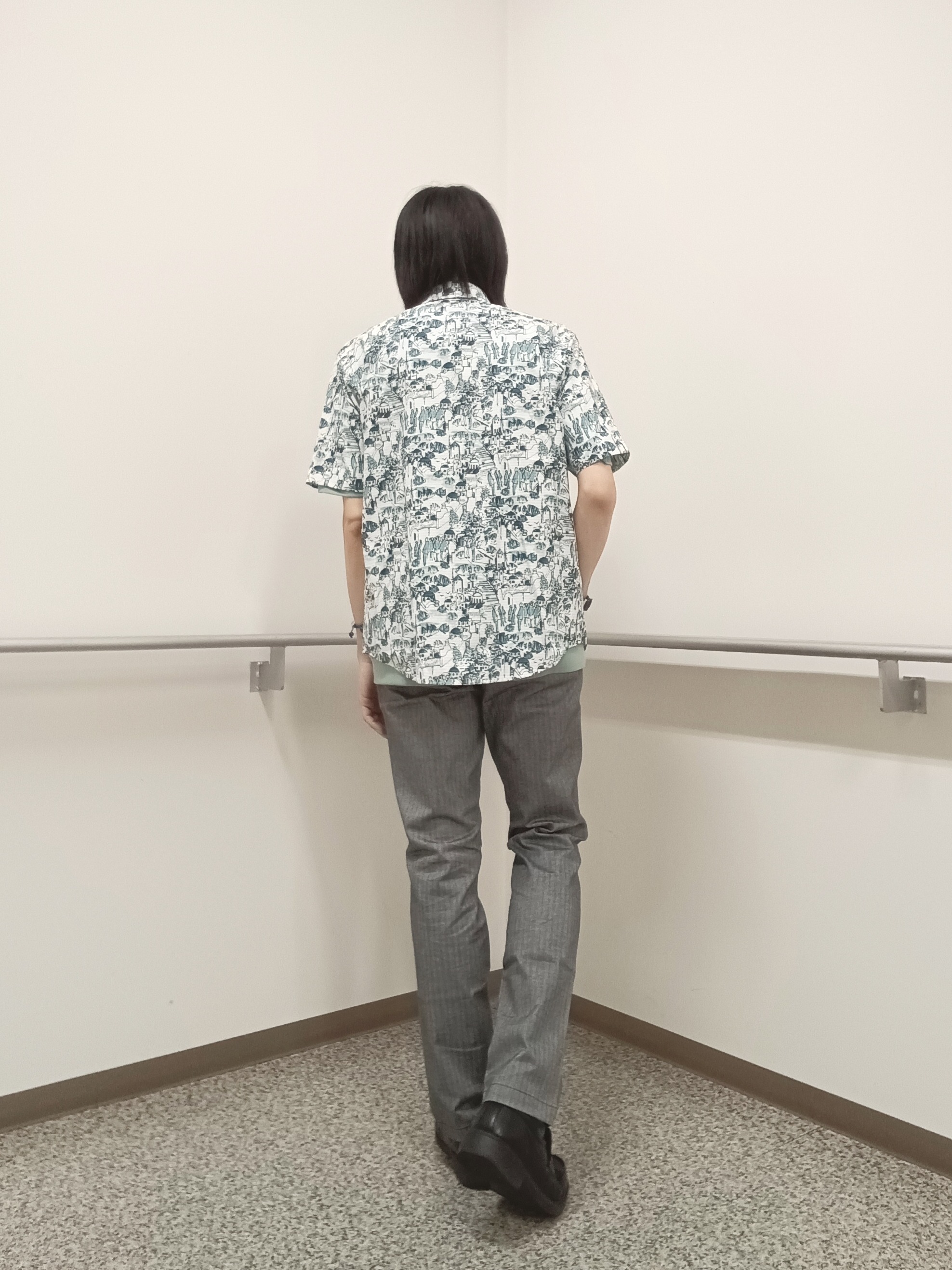 moritaさんの「TAKEO KIKUCHI｜JFP DotAir（R）リゾートプリント半袖シャツ」を使ったコーディネート
