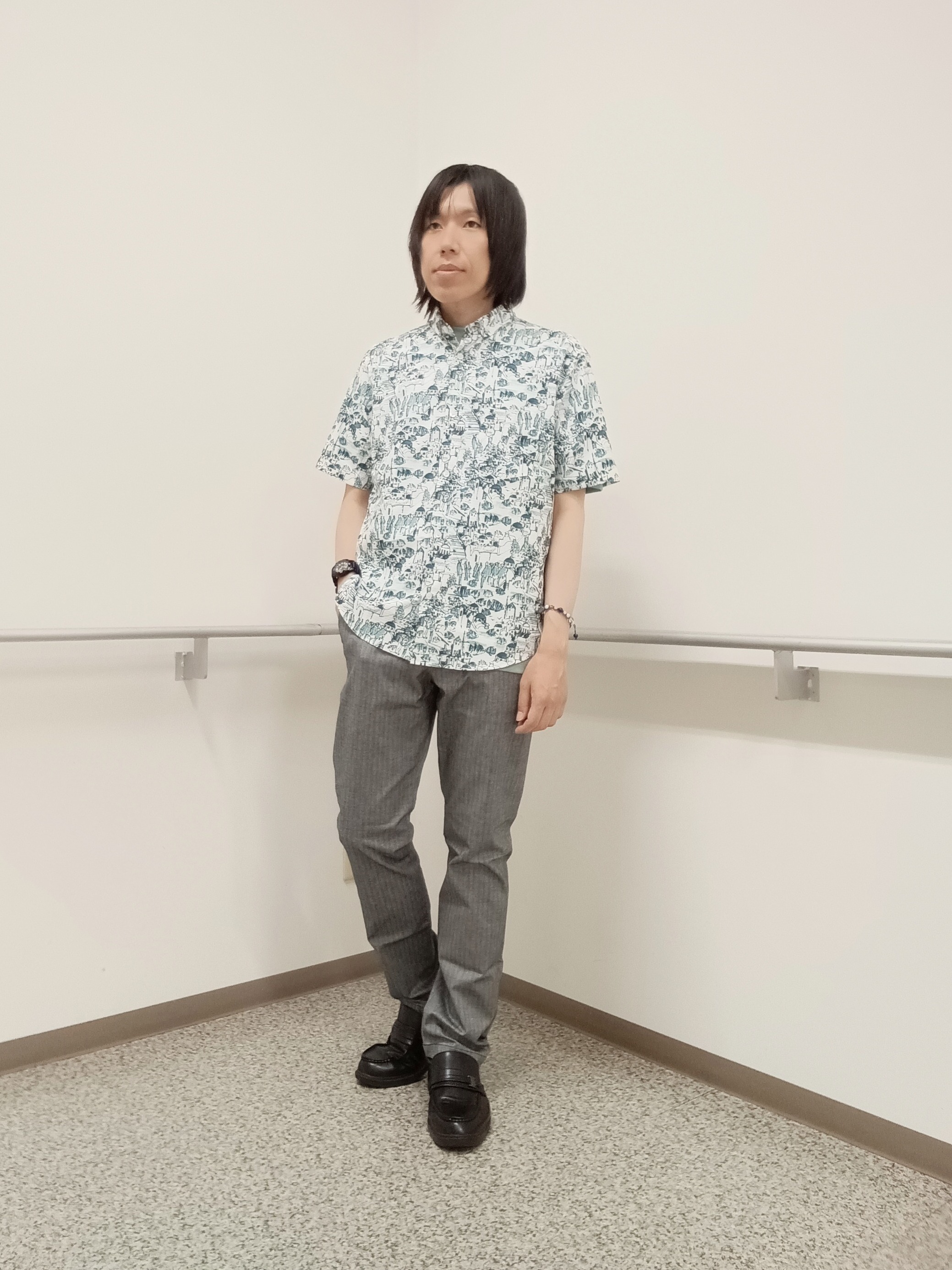 moritaさんの「TAKEO KIKUCHI｜JFP DotAir（R）リゾートプリント半袖シャツ」を使ったコーディネート