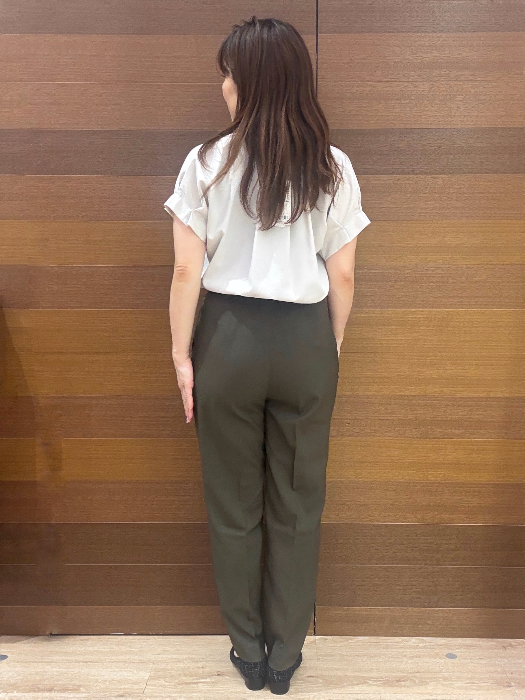 maichiさんの「OPAQUE.CLIP｜【接触冷感／吸水速乾】タックスキッパーブラウス《防シワ／イージーアイロン／洗濯機OK／9col》」を使ったコーディネート