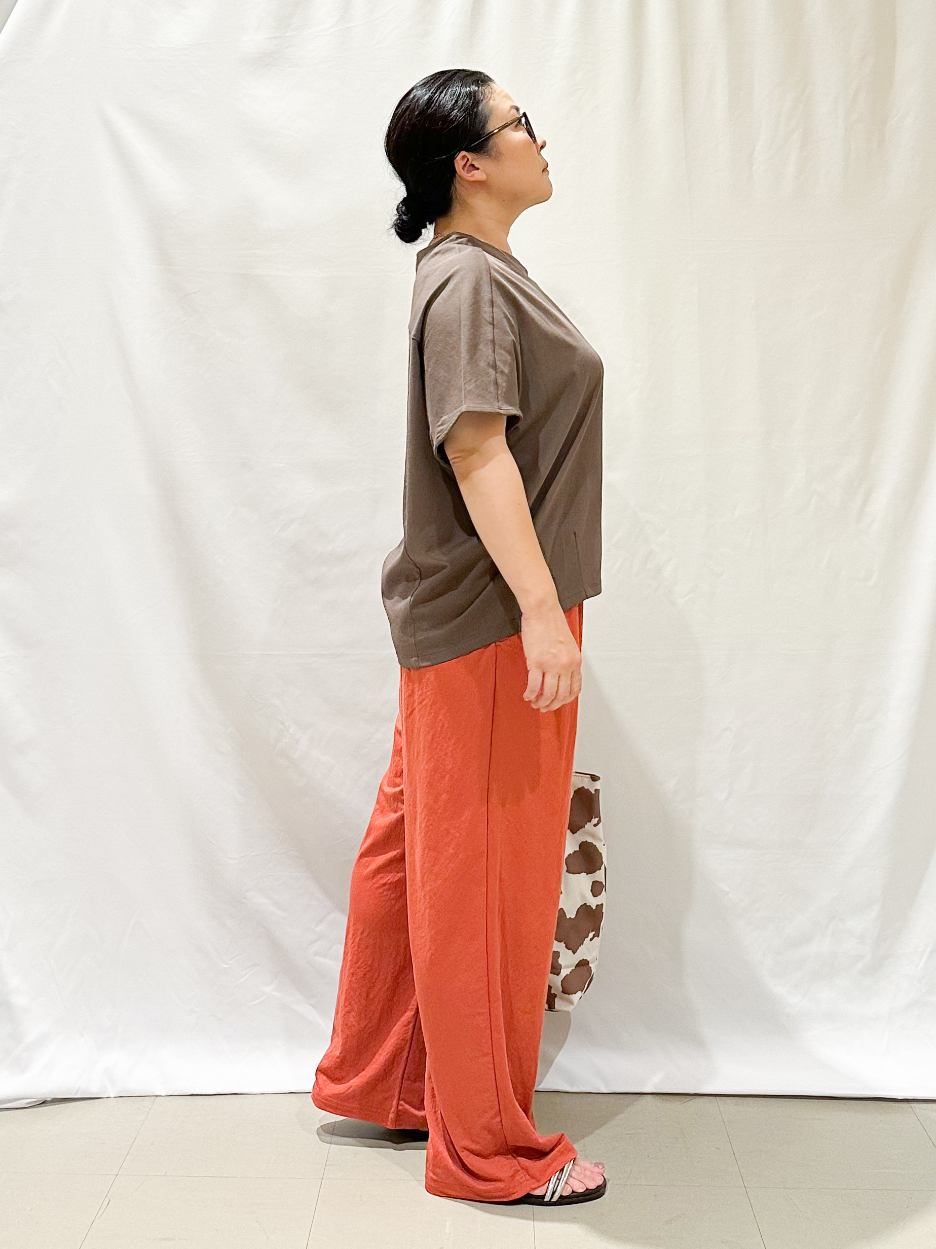 umeさんの「SHOO･LA･RUE｜【ひんやり/体型カバー】インせず着られる 上品見えのドルマントップス」を使ったコーディネート