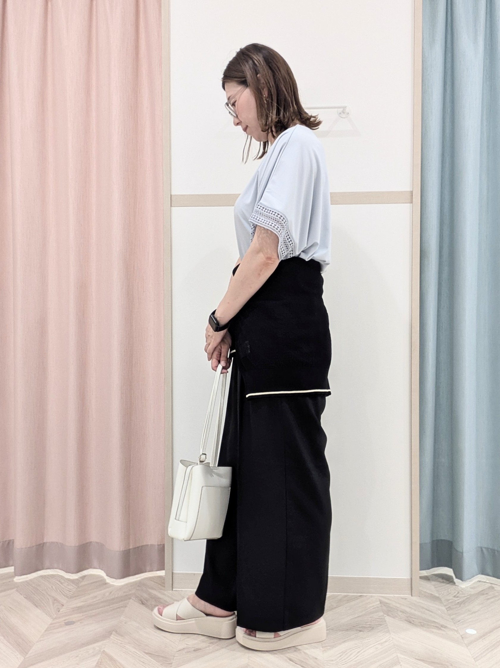 miyuさんの「SHOO･LA･RUE｜【ひんやり/UV】お袖レースが上品 ゆったりとろみトップス」を使ったコーディネート