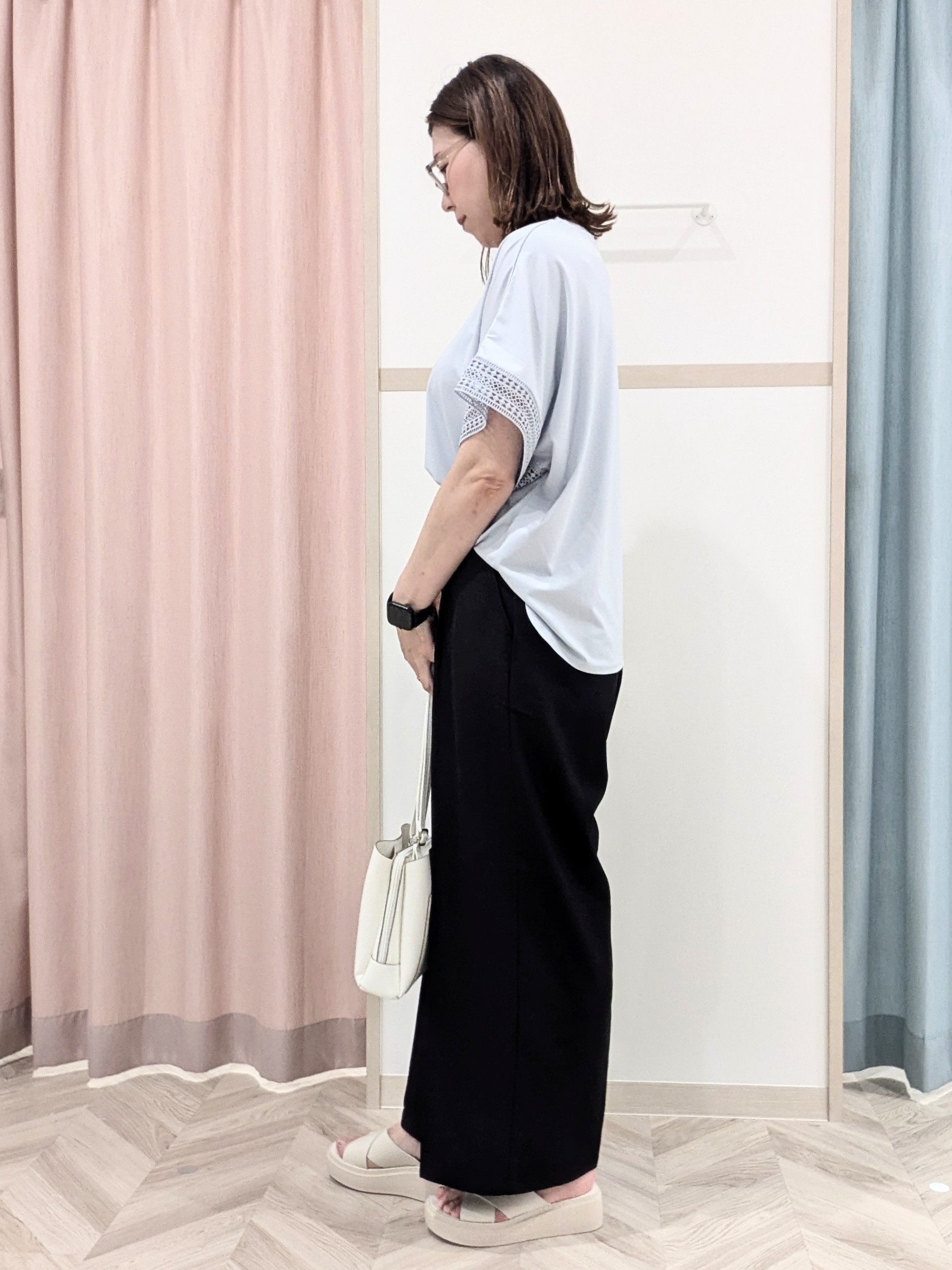 miyuさんの「SHOO･LA･RUE｜【ひんやり/UV】お袖レースが上品 ゆったりとろみトップス」を使ったコーディネート