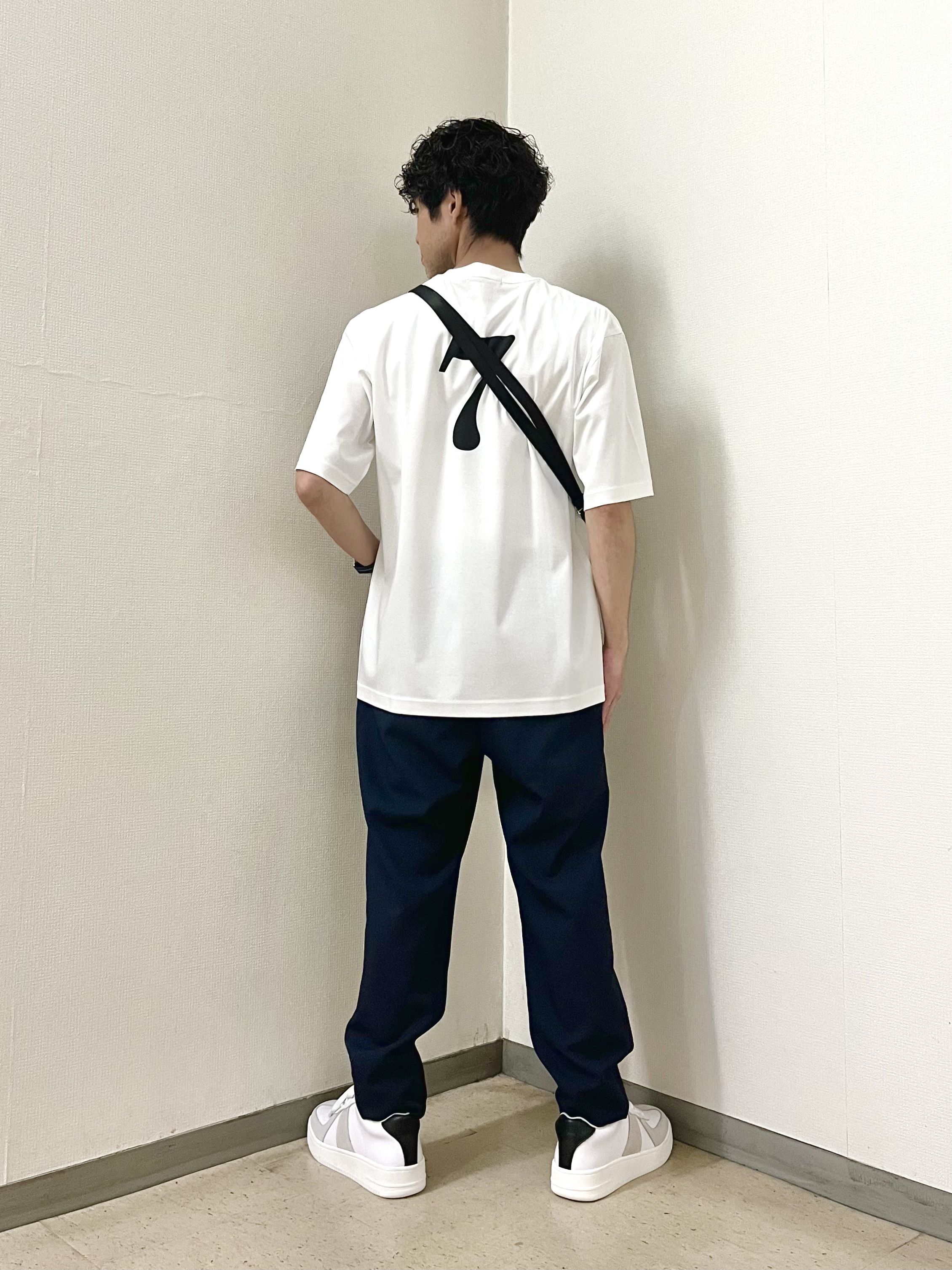 URAさんの「TAKEO KIKUCHI｜【BOWLER HAT LABEL】アイスクリアコットン ピンナップガール 半袖Tシャツ」を使ったコーディネート