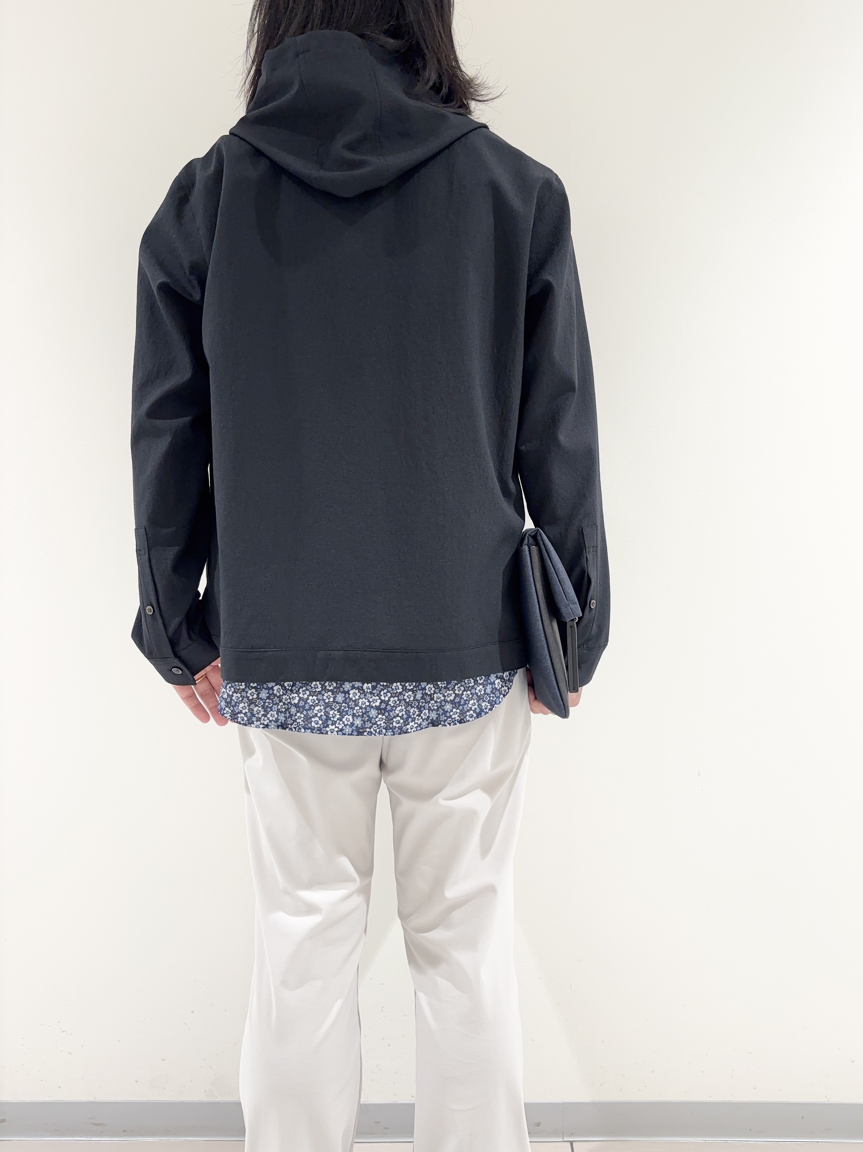 及川さんの「TAKEO KIKUCHI｜【撥水・洗える・シワになりにくい】 リランチェ（R） フードブルゾン」を使ったコーディネート