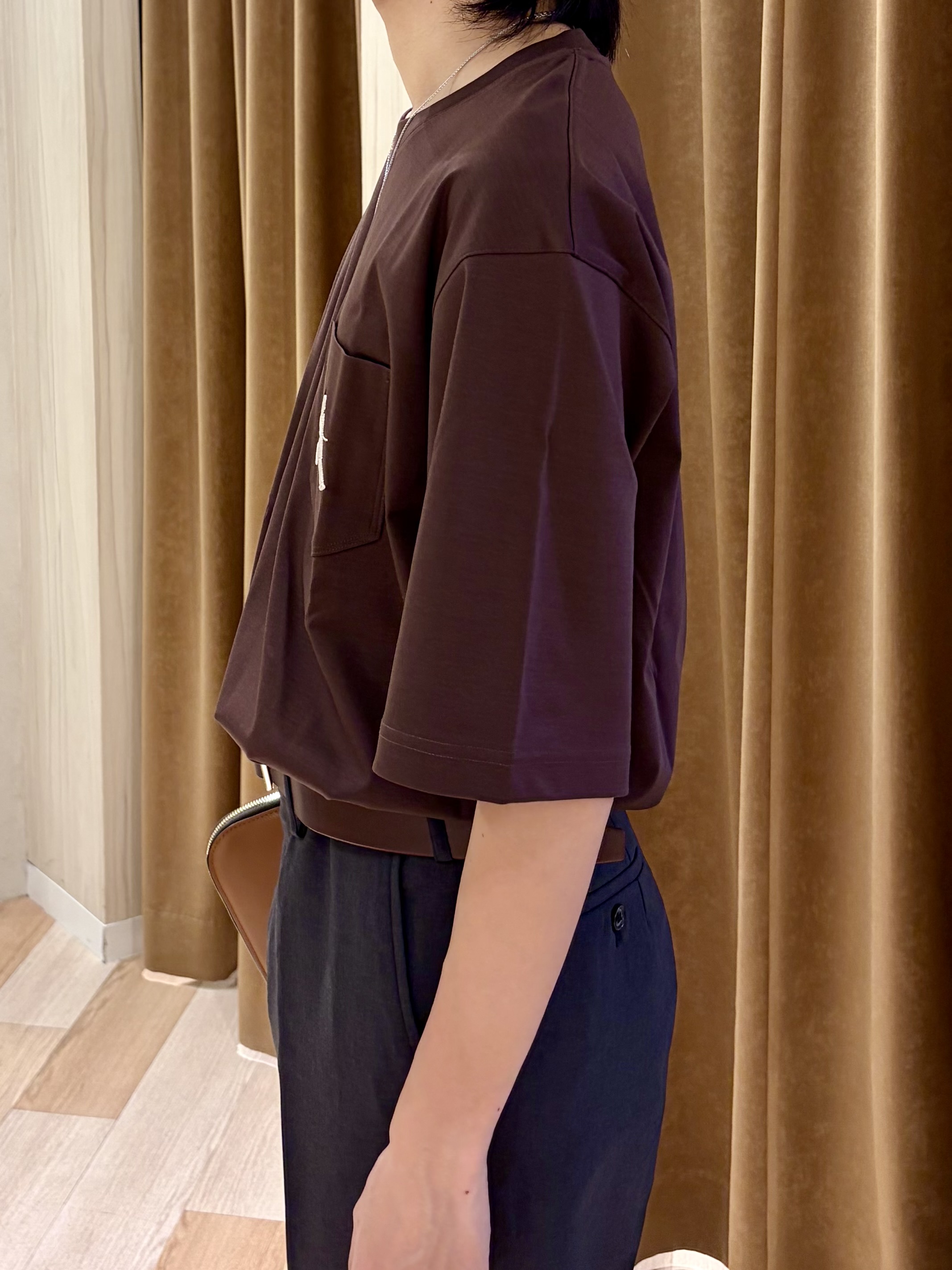 阿部智春さんの「TAKEO KIKUCHI｜【BOWLER HAT LABEL】アイスクリアコットンボーラーハットウォーカー 半袖ポケT」を使ったコーディネート