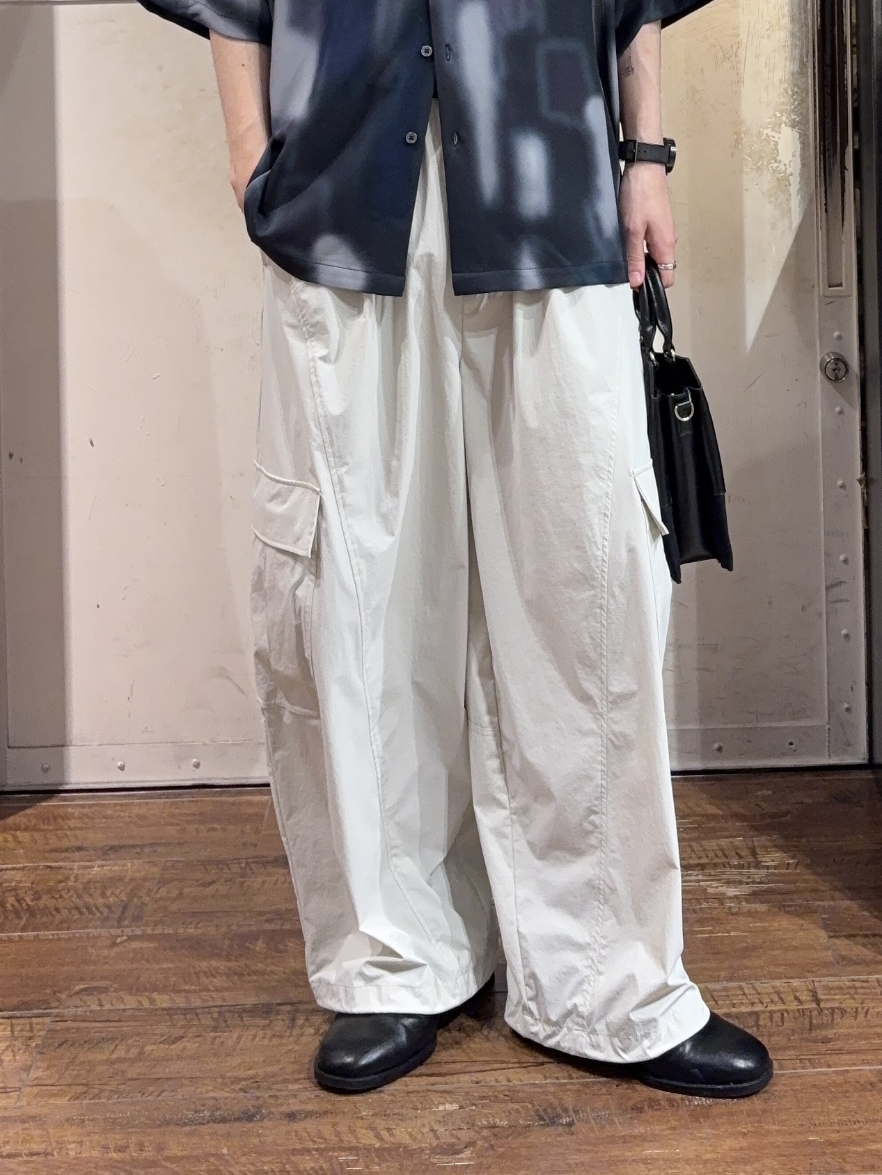 Nさんの「tk.TAKEO KIKUCHI｜カッティングカーゴパンツ」を使ったコーディネート