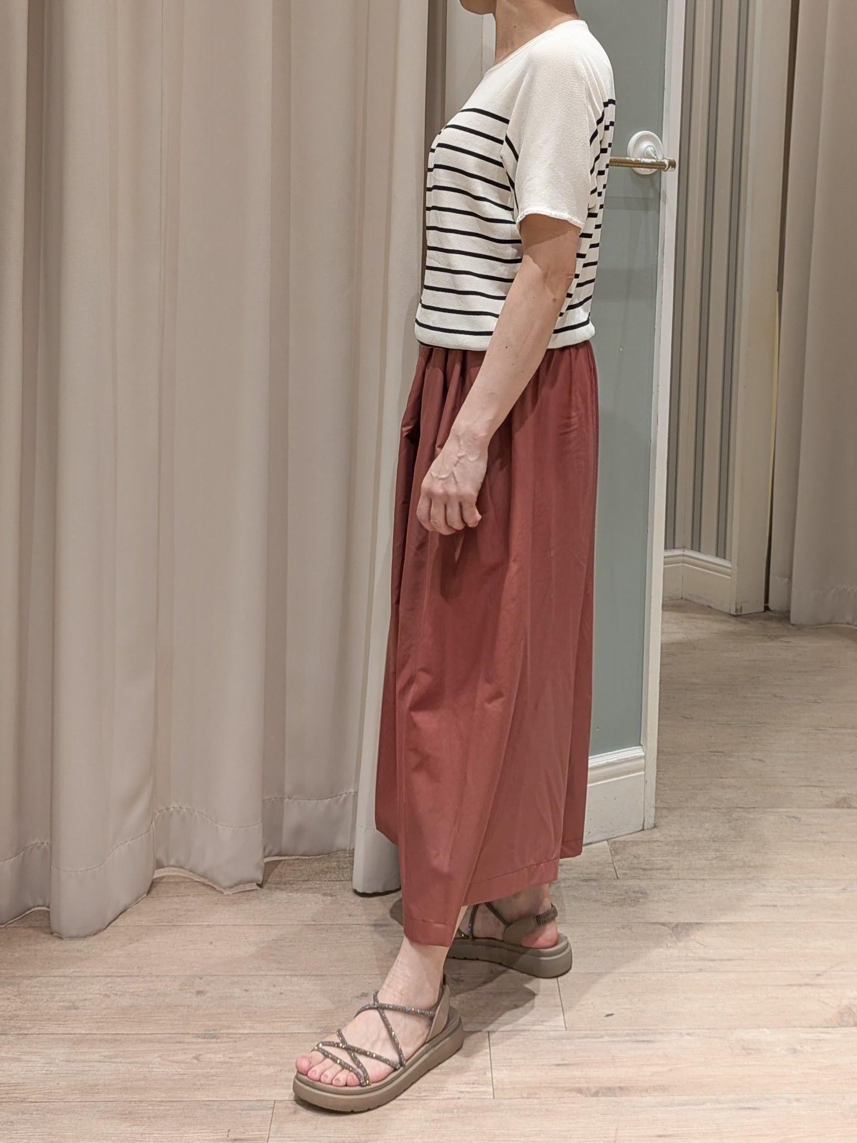 ちゃさんの「grove｜【シリーズ累計36万枚！名品ニット】やわらかドライタッチ ドルマンニット」を使ったコーディネート
