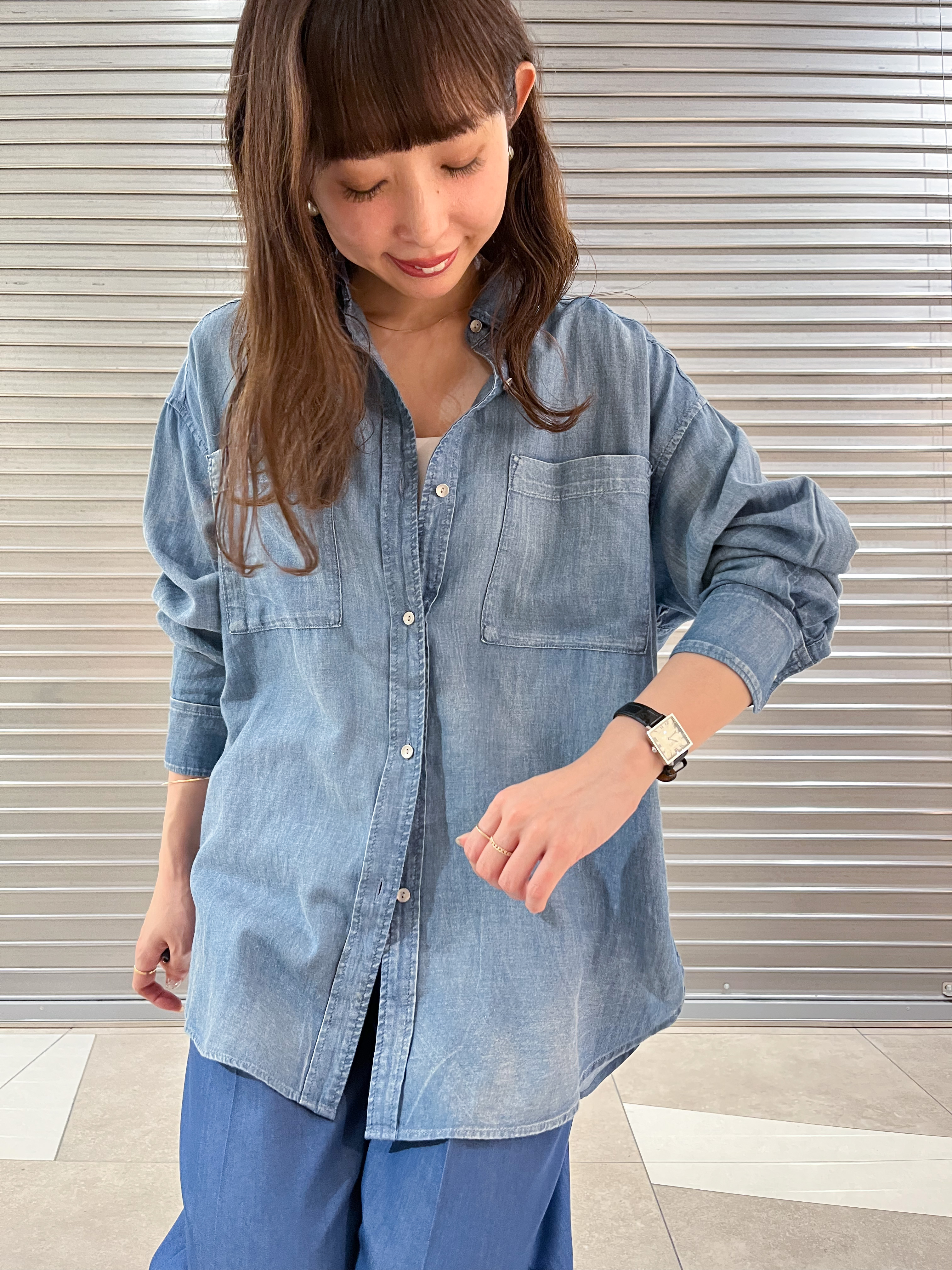 じゅんさんの「DRESSTERIOR｜【涼しく着映え】シアーデニムシャツ」を使ったコーディネート