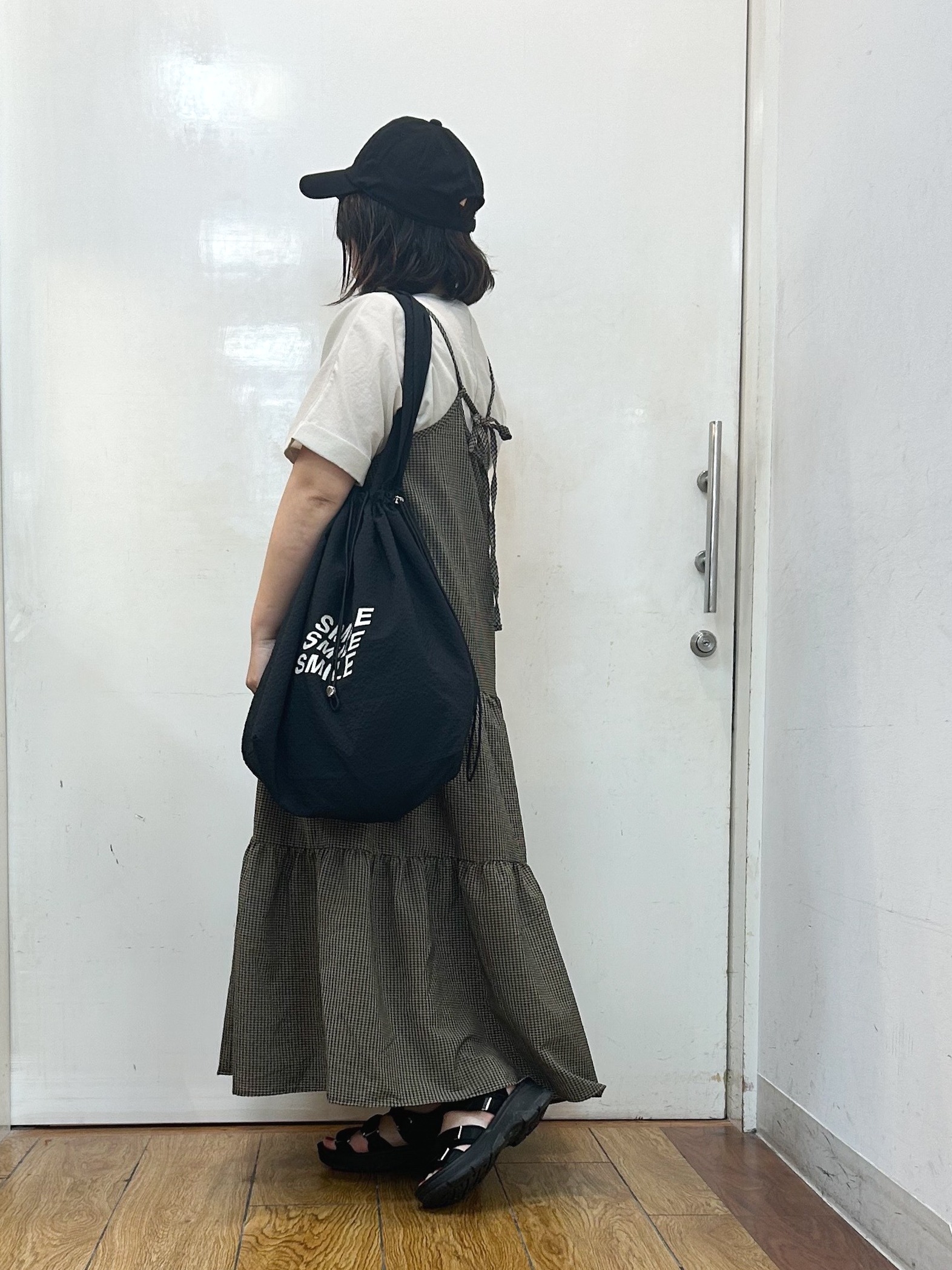 haruさんの「SHOO･LA･RUE｜【着丈選べる/ひんやり/体型カバー】洗濯後しわになりにくい さらっと快適ドルマントップス」を使ったコーディネート