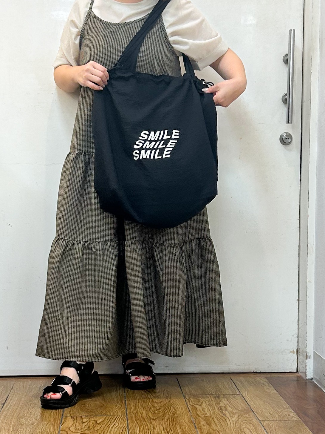 haruさんの「SHOO･LA･RUE｜【着丈選べる/ひんやり/体型カバー】洗濯後しわになりにくい さらっと快適ドルマントップス」を使ったコーディネート