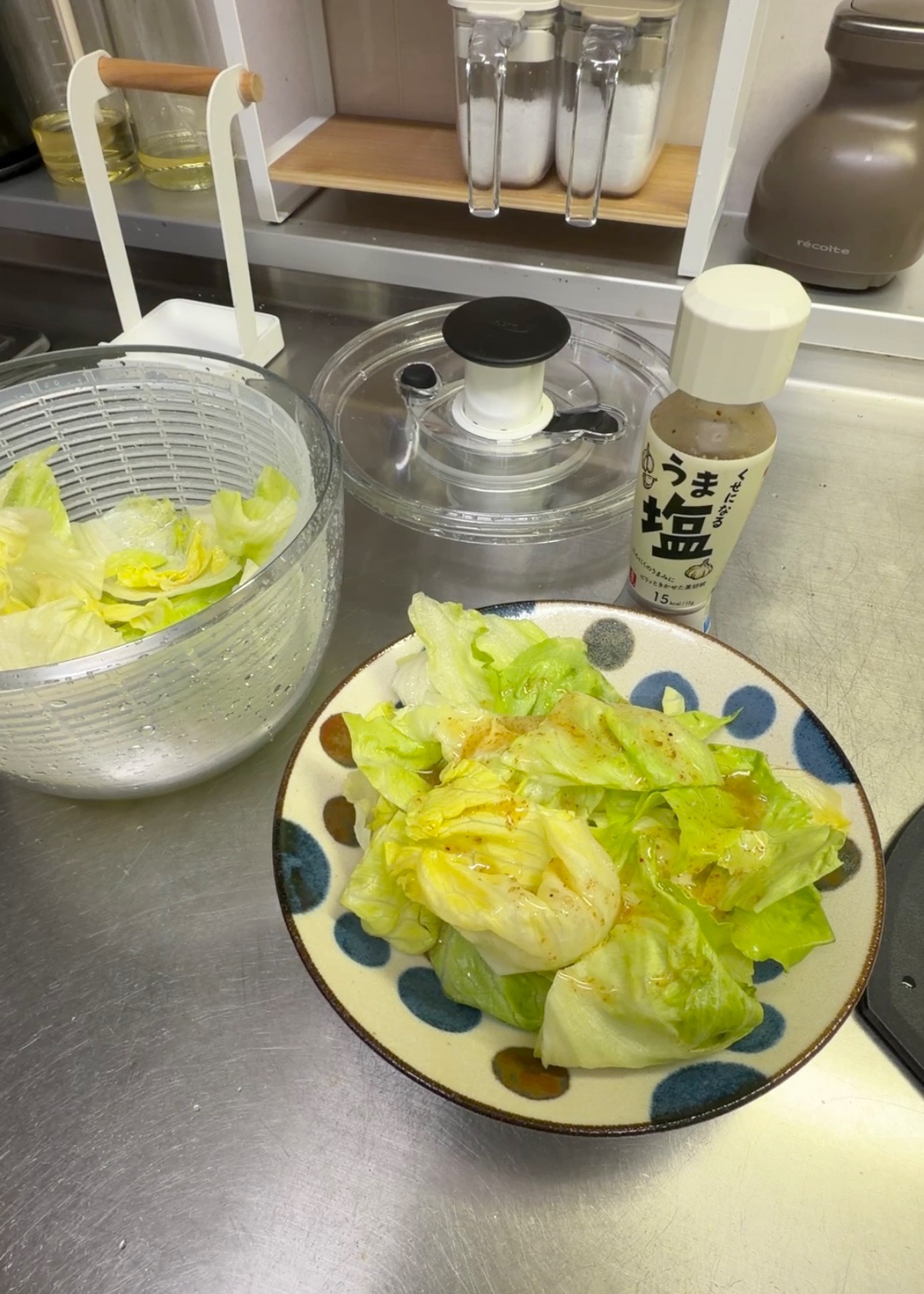 まのちゃんさんの「212 KITCHEN STORE｜クリアサラダスピナー 小 ＜OXO オクソー＞」を使ったコーディネート