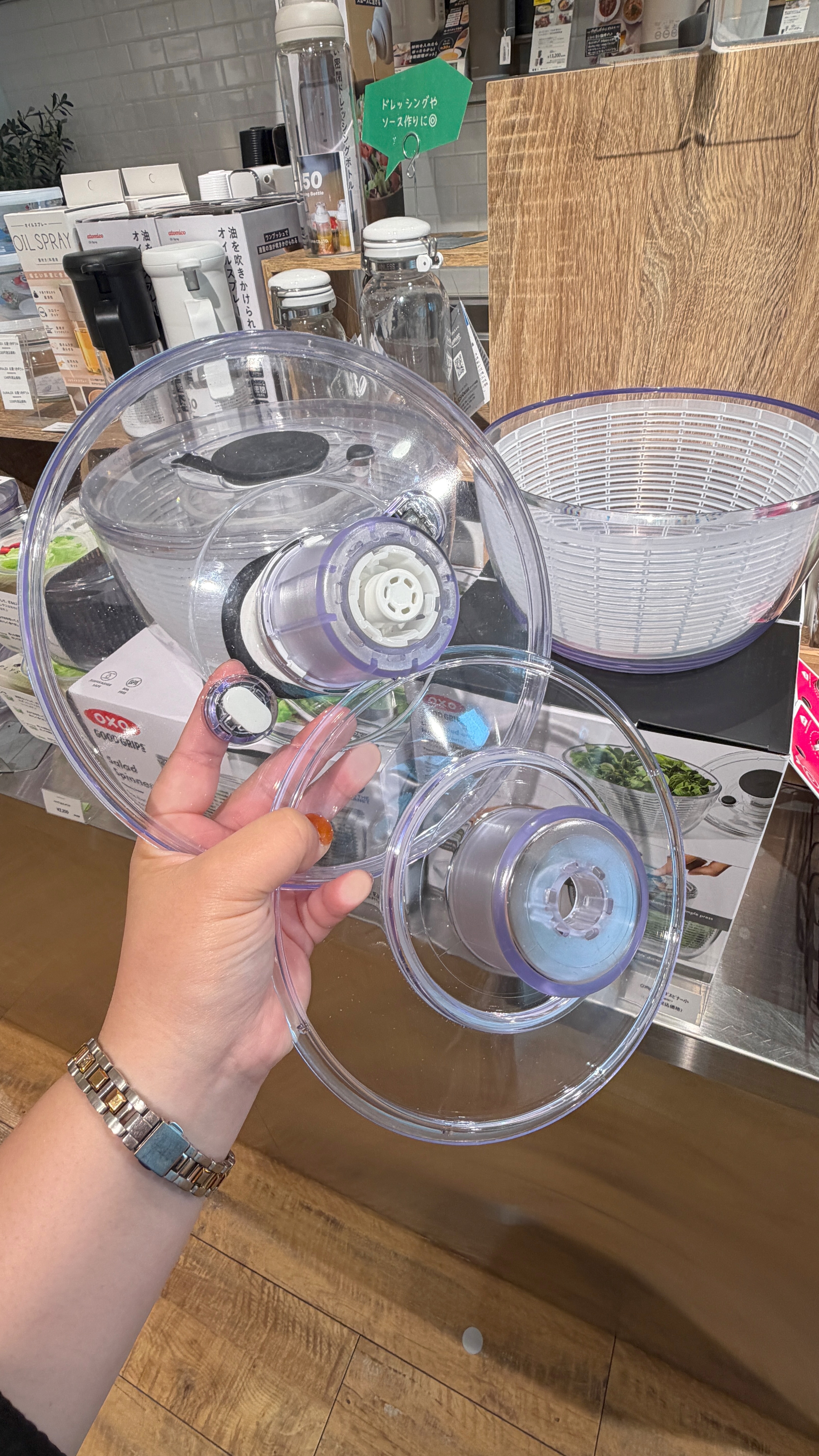 まのちゃんさんの「212 KITCHEN STORE｜クリアサラダスピナー 小 ＜OXO オクソー＞」を使ったコーディネート
