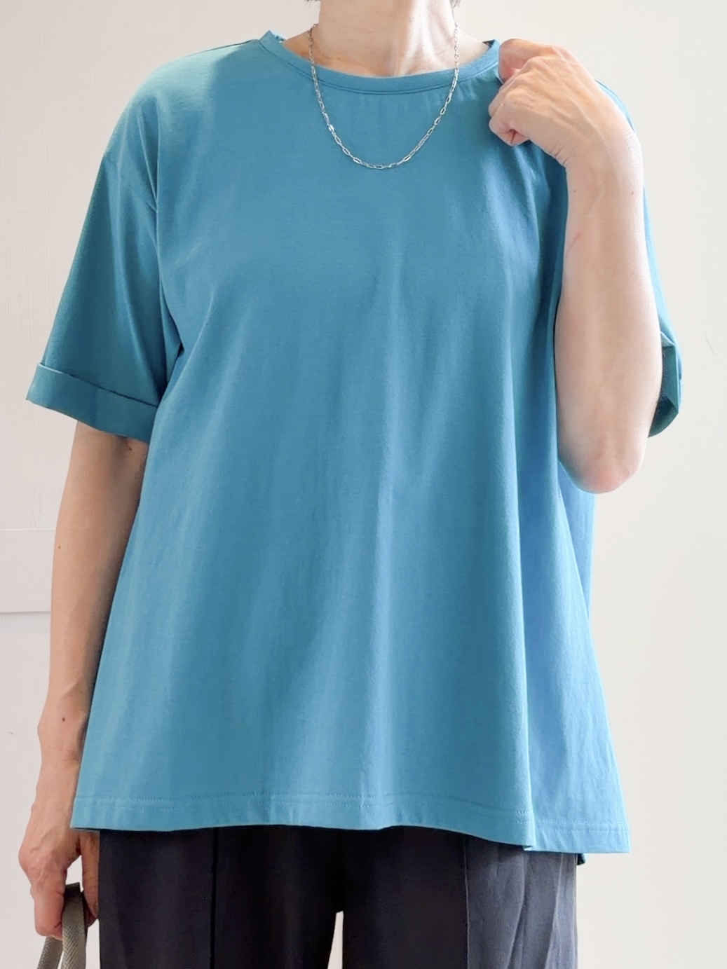 yamakoさんの「grove｜【遮熱／吸水速乾／接触冷感／UVカット】フレアシルエットTシャツ」を使ったコーディネート