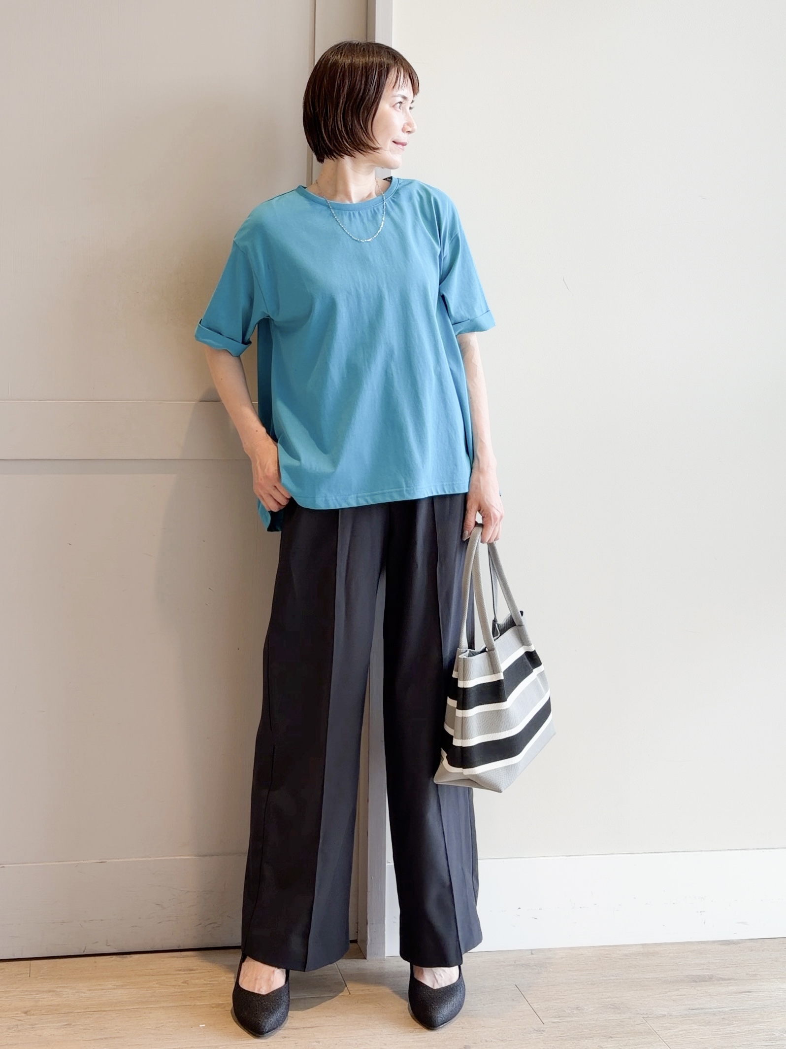 yamakoさんの「grove｜【遮熱／吸水速乾／接触冷感／UVカット】フレアシルエットTシャツ」を使ったコーディネート