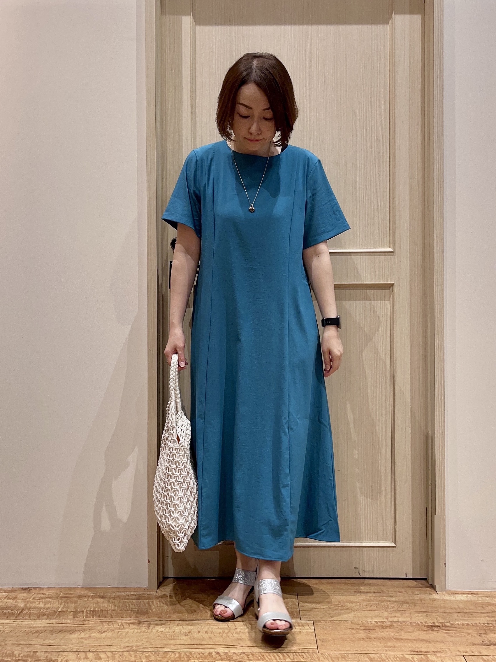 fukuiさんの「SHOO･LA･RUE｜【ひんやり/洗濯機可/S-LL】オンにもオフにも マルチに使えるボタンレスカーディガン」を使ったコーディネート