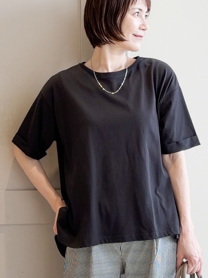 yamakoさんの「grove｜【遮熱／吸水速乾／接触冷感／UVカット】フレアシルエットTシャツ」を使ったコーディネート