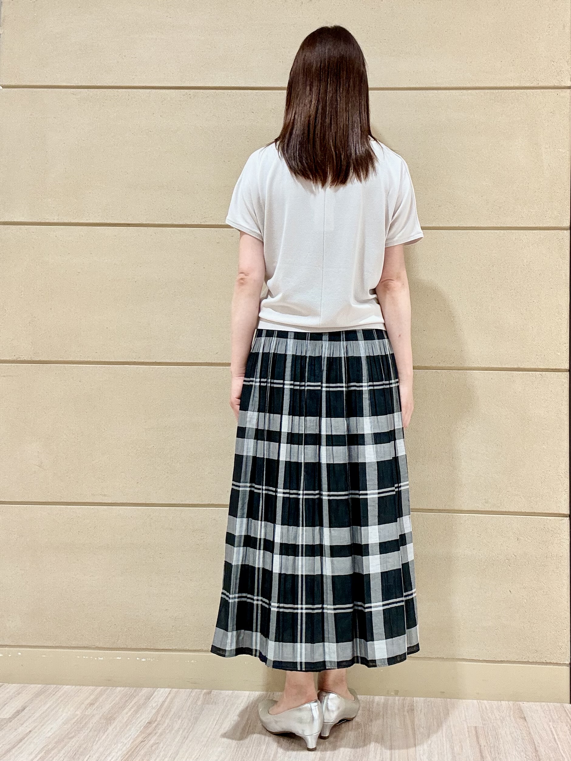 Marさんの「Reflect｜【二の腕カバー／手洗い可】ネックレース フレンチスリーブニット」を使ったコーディネート