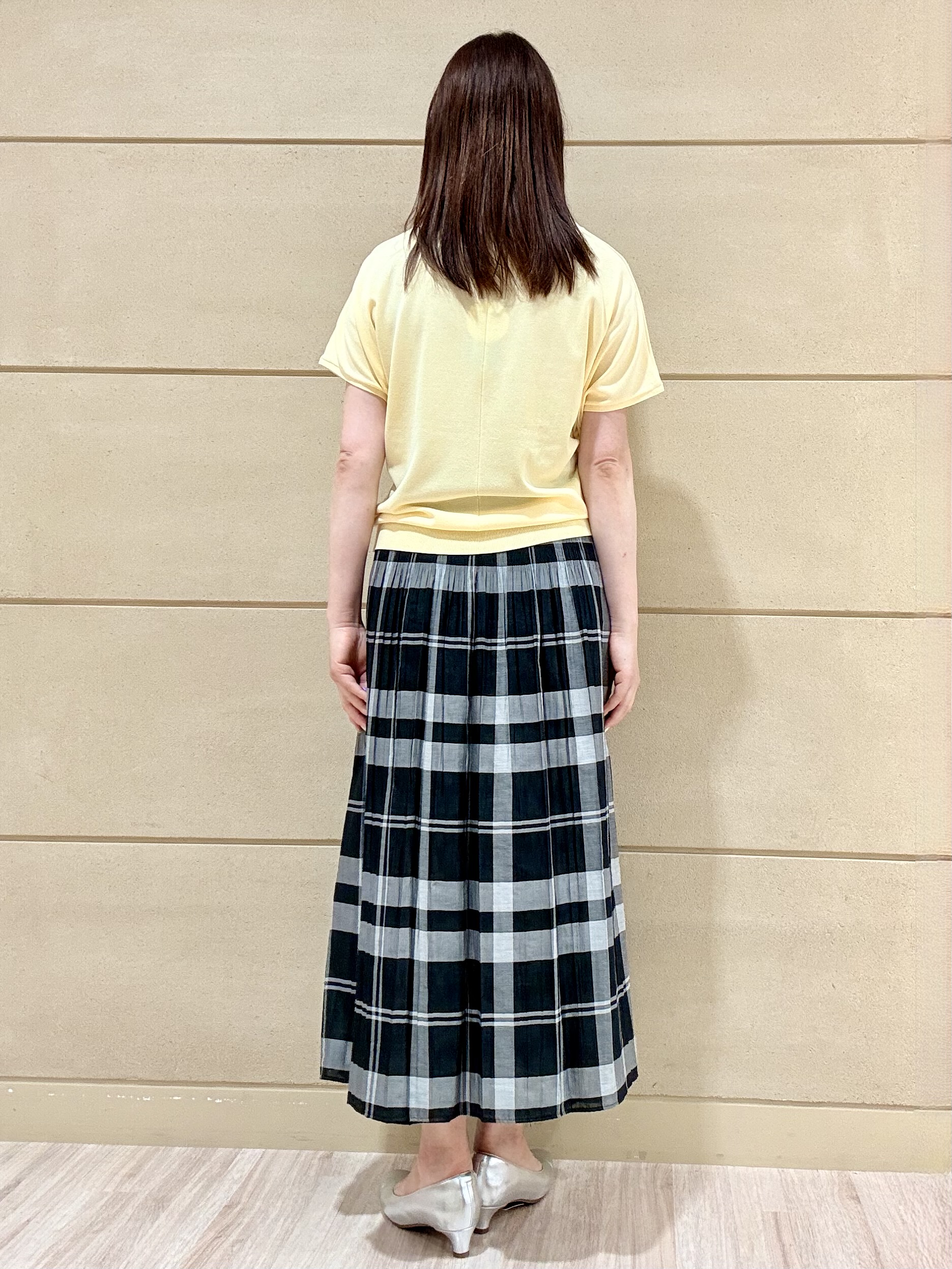 Marさんの「Reflect｜【二の腕カバー／手洗い可】ネックレース フレンチスリーブニット」を使ったコーディネート