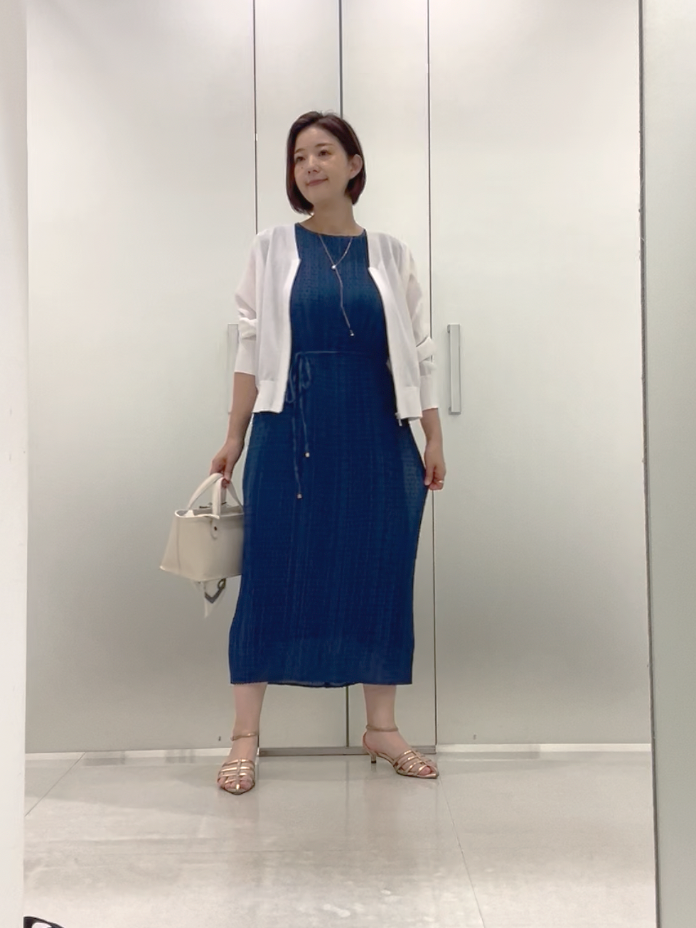 まどかさんの「UNTITLED｜【アンサンブル可/日除け・冷房対策】シアーレーヨンZIPカーディガン」を使ったコーディネート