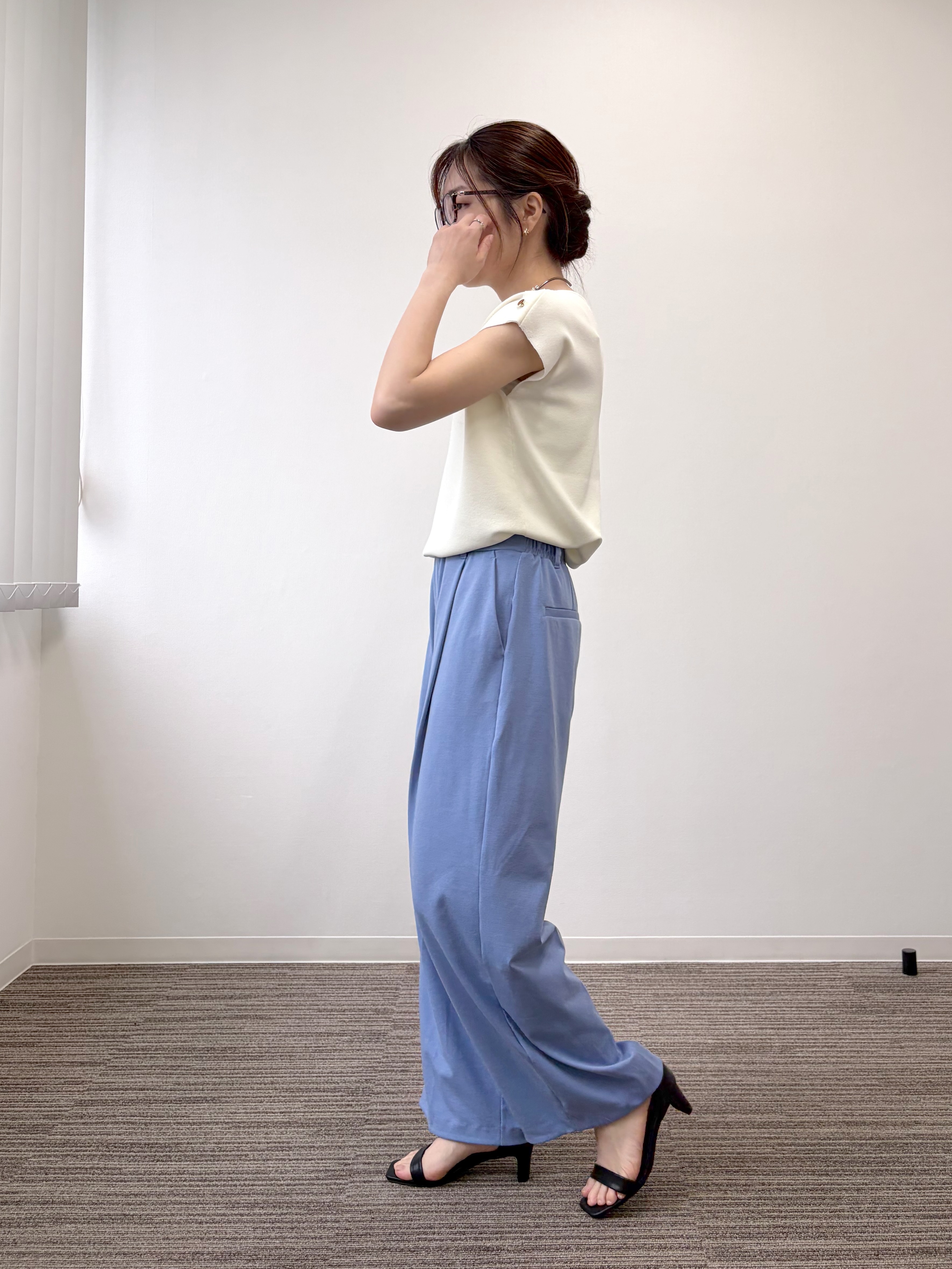 saoriさんの「【冷感】ジャージー素材タックパンツ」を使ったコーディネート