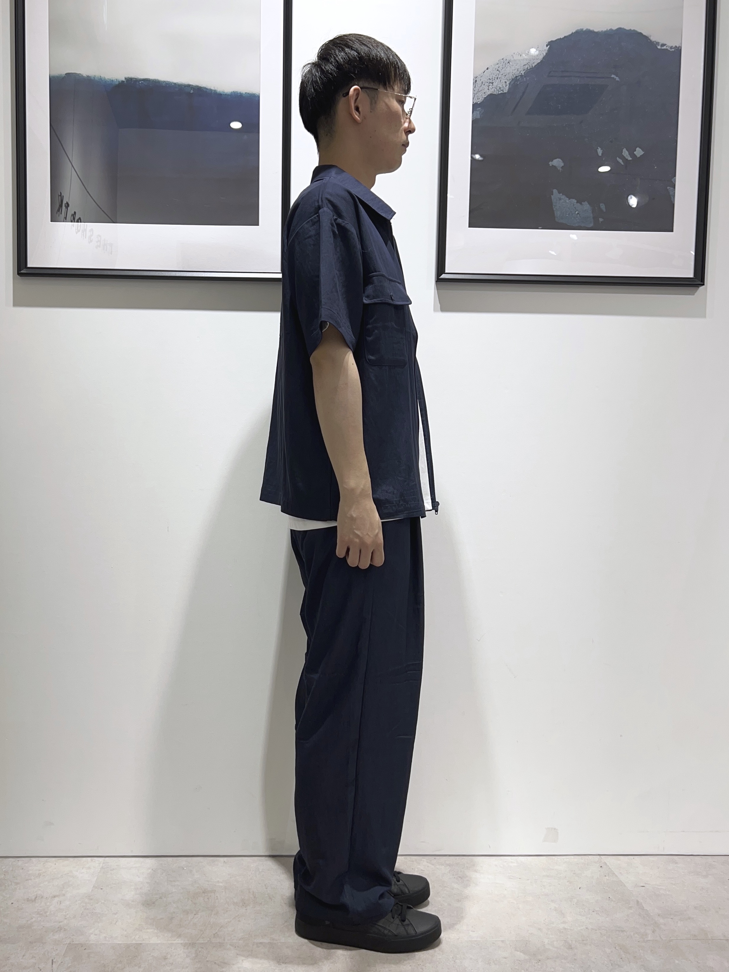 。さんの「THE SHOP TK｜【セットアップ可／洗濯機OK】アソート ジップ半袖シャツ」を使ったコーディネート