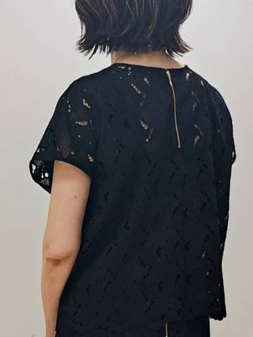 姉さんさんの「UNTITLED｜【セットアップ可/品のある透け感】リーフレースブラウス」を使ったコーディネート
