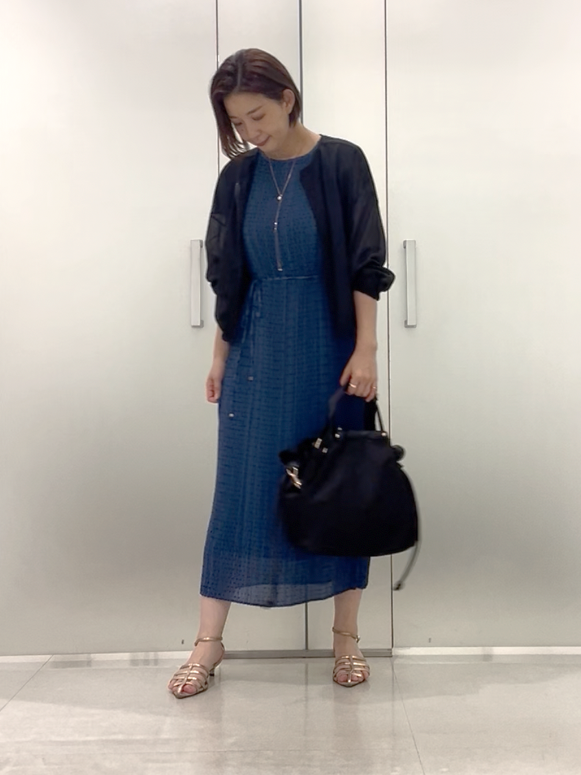 まどかさんの「UNTITLED｜【華やか/シアー感】ドットジャガードワンピース」を使ったコーディネート
