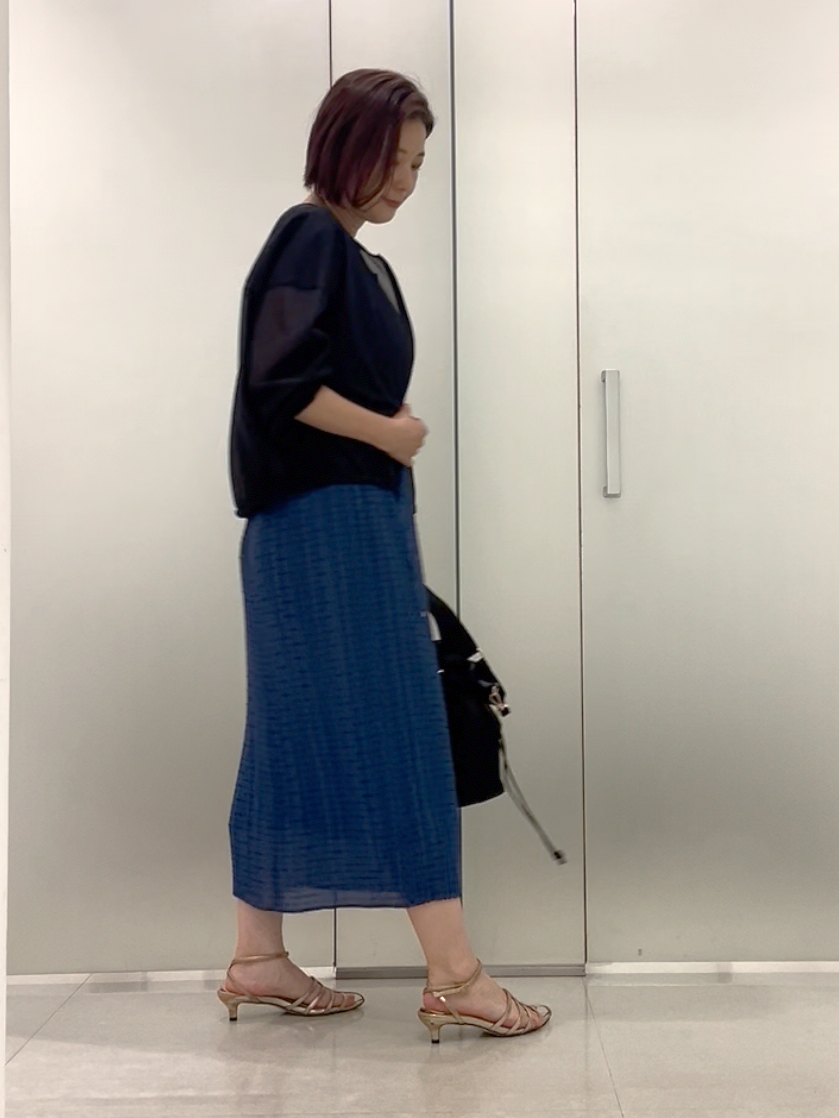 まどかさんの「UNTITLED｜【華やか/シアー感】ドットジャガードワンピース」を使ったコーディネート