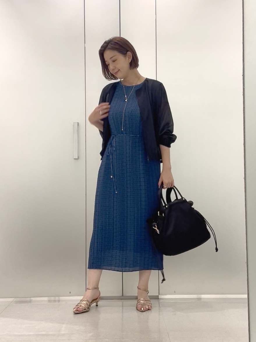 まどかさんの「UNTITLED｜【華やか/シアー感】ドットジャガードワンピース」を使ったコーディネート