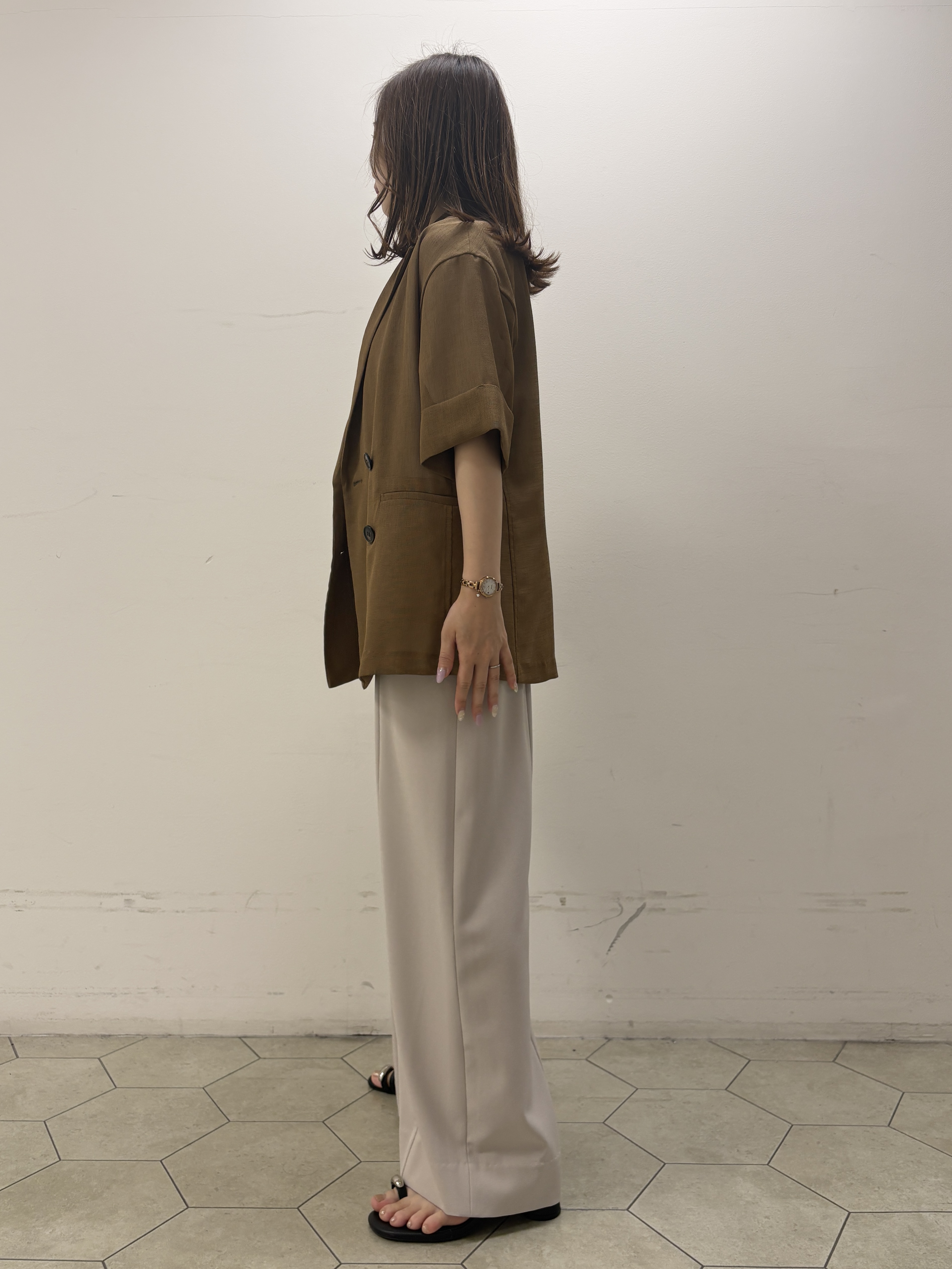 kahoさんの「INDIVI｜【洗える／メッシュ素材／SETUP可能】半袖シアージャケット」を使ったコーディネート