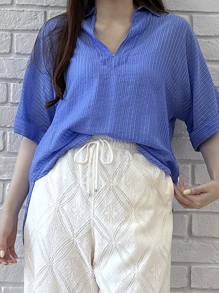 sayaさんの「grove｜【洗濯機◎・体型カバー】ON/OFF使える、シアースキッパーシャツ」を使ったコーディネート