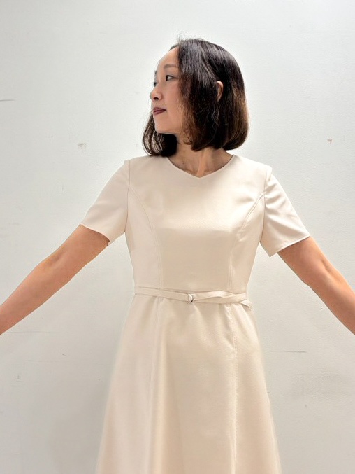 keikoさんの「COUP DE CHANCE｜【手洗い可／日本製／セットアップ可】ドライタッチフレアワンピース」を使ったコーディネート