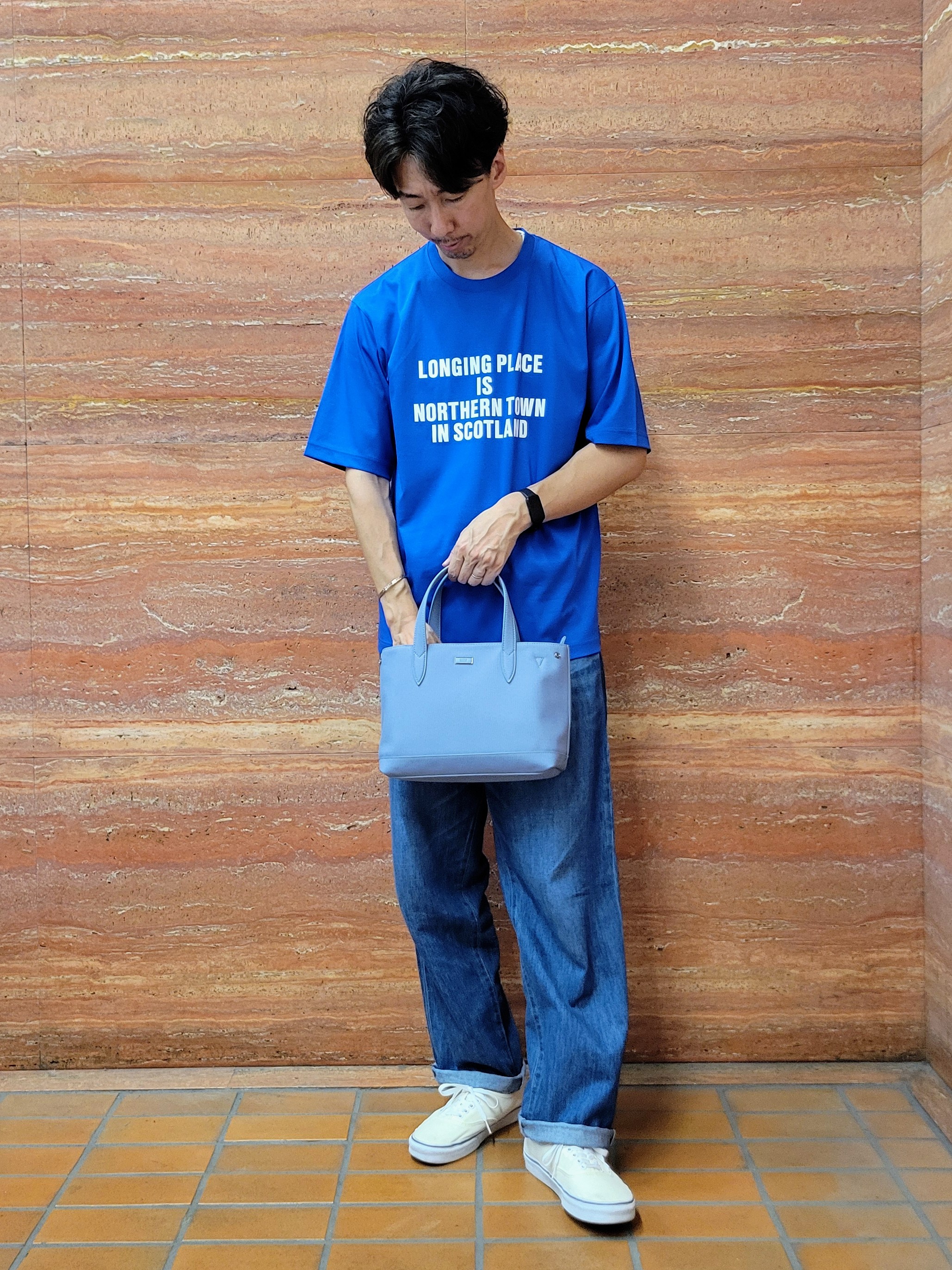 piroyaさんの「TAKEO KIKUCHI｜【BOWLER HAT LABEL】アイスクリアコットン バッククロスピストル 半袖Tシャツ」を使ったコーディネート