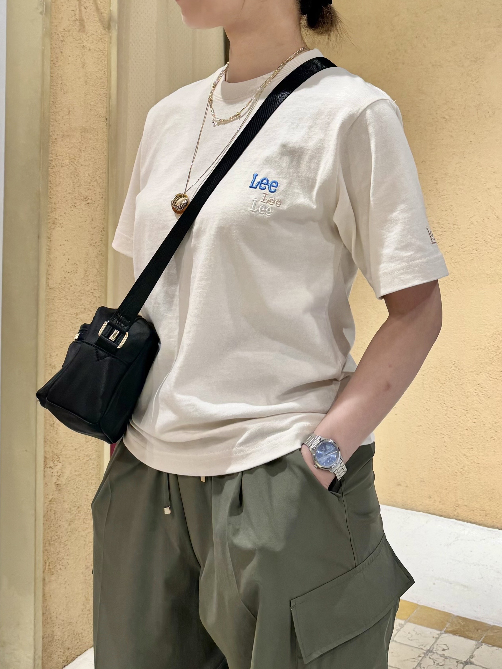 さち。さんの「grove｜【Lee&times;grove別注カラーあり】MULTI LOGO H／S TEE」を使ったコーディネート