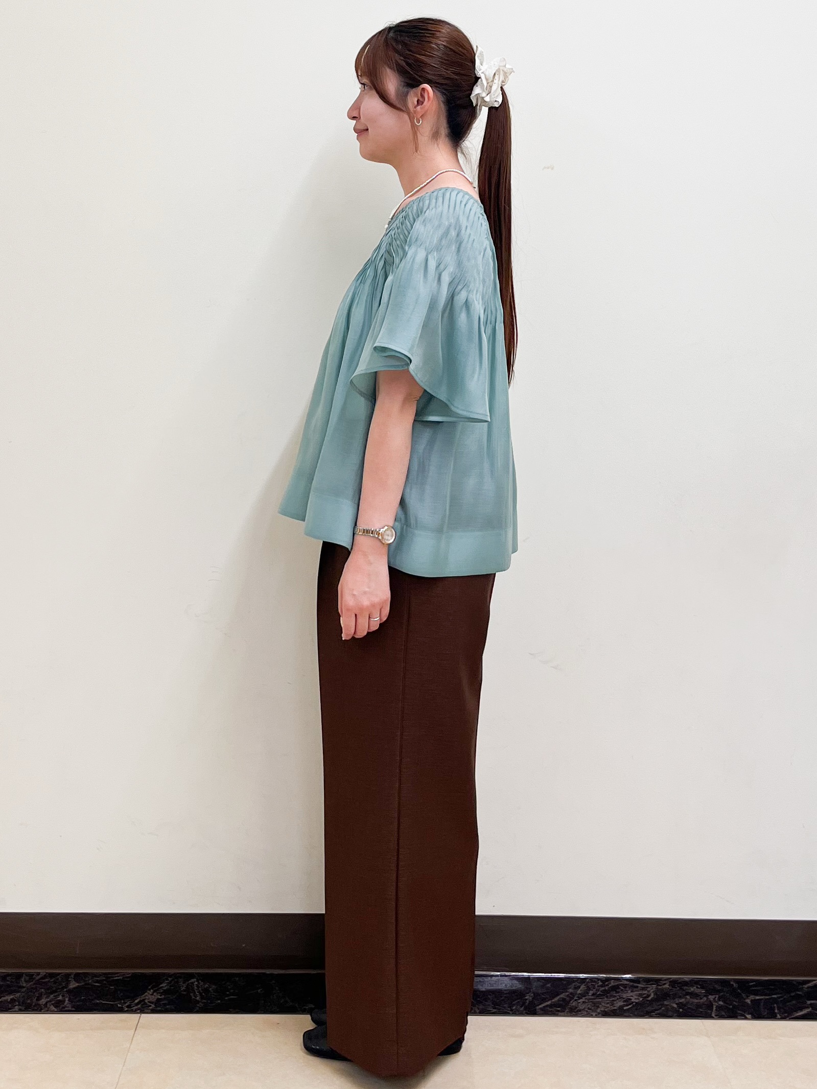 mikikoさんの「Reflect｜ピンタックデザインフレアスリーブブラウス」を使ったコーディネート