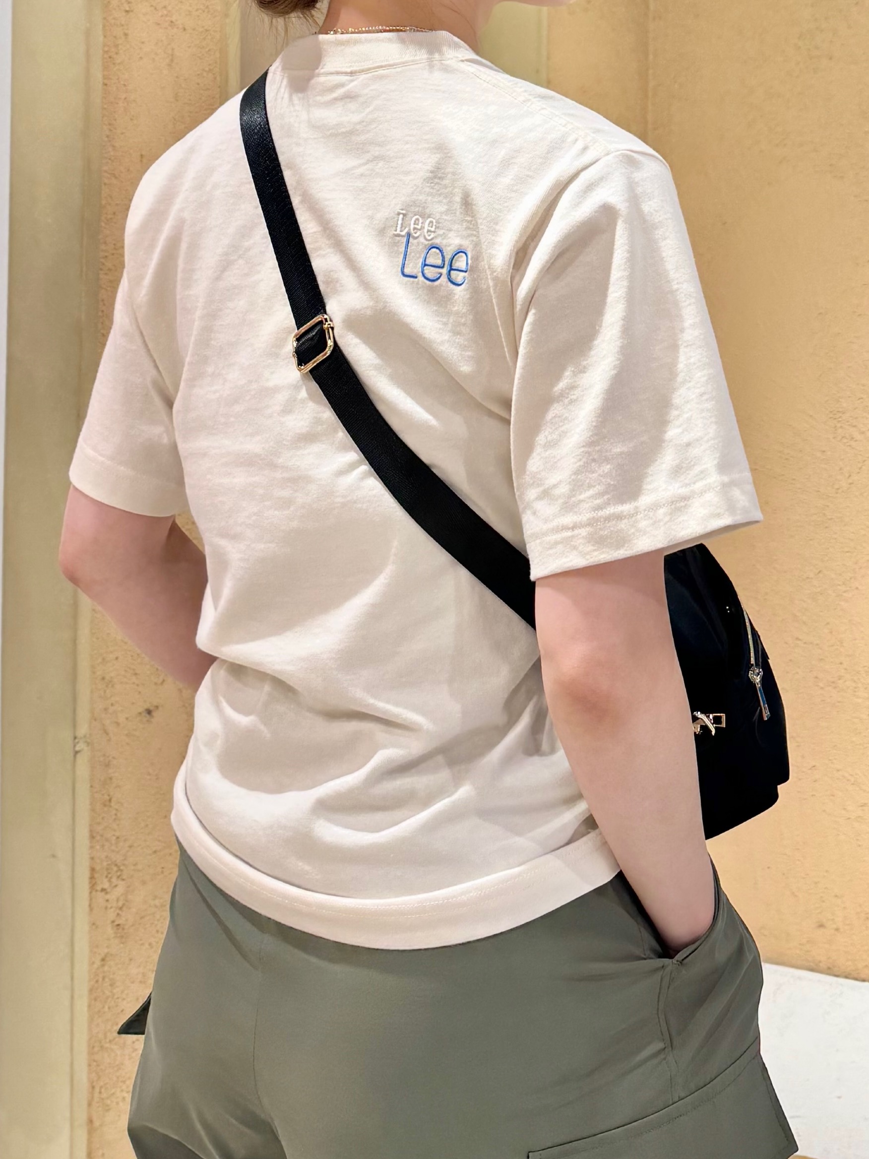 さち。さんの「grove｜【Lee&times;grove別注カラーあり】MULTI LOGO H／S TEE」を使ったコーディネート