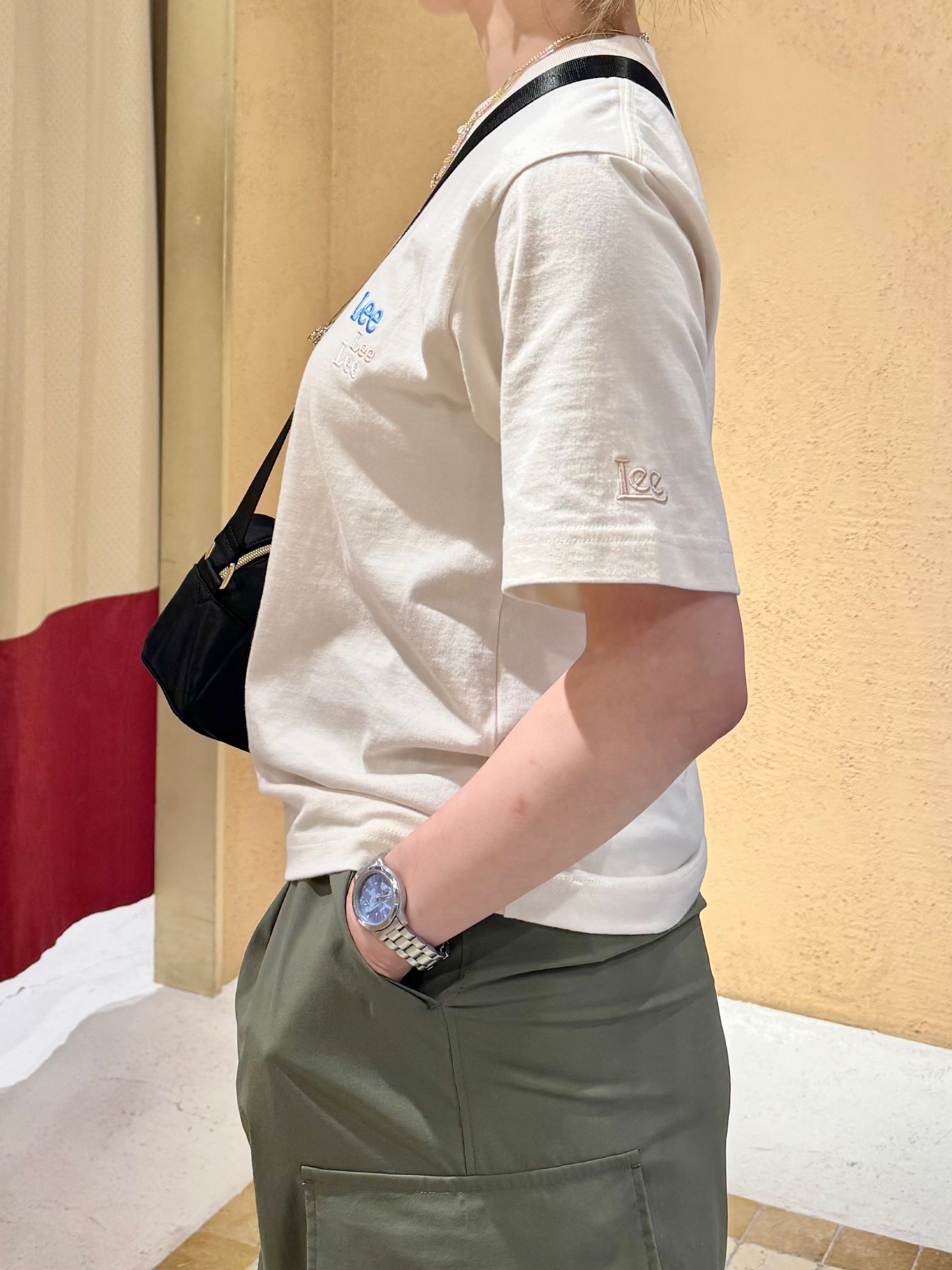 さち。さんの「grove｜【Lee&times;grove別注カラーあり】MULTI LOGO H／S TEE」を使ったコーディネート