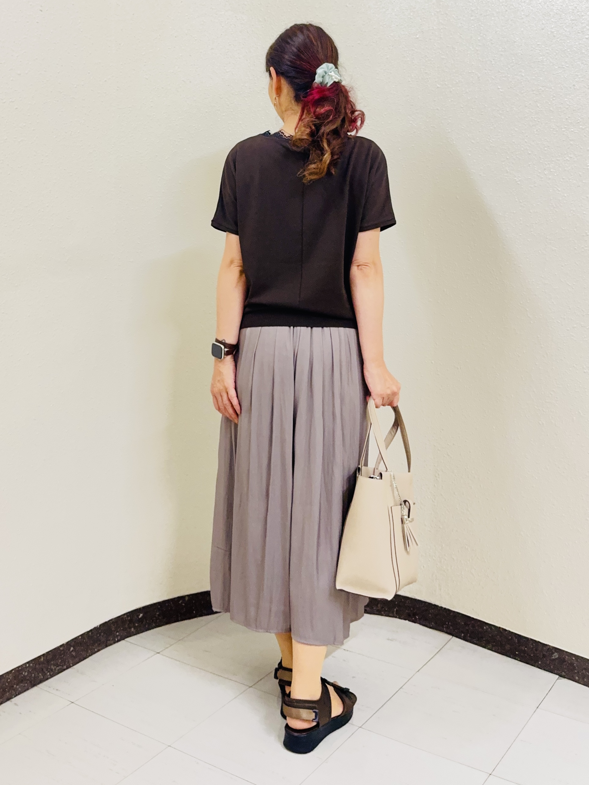 ⭐︎Eimi⭐︎さんの「Reflect｜【二の腕カバー／手洗い可】ネックレース フレンチスリーブニット」を使ったコーディネート